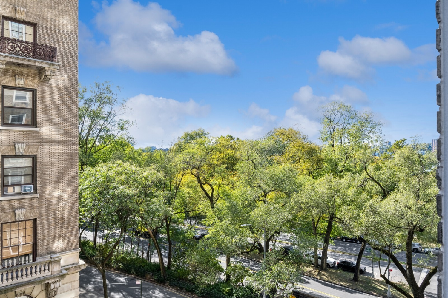 Photo 1 of 390 Riverside Drive 5G, Morningside Heights, NYC, $850,000, Web #: 1090284404