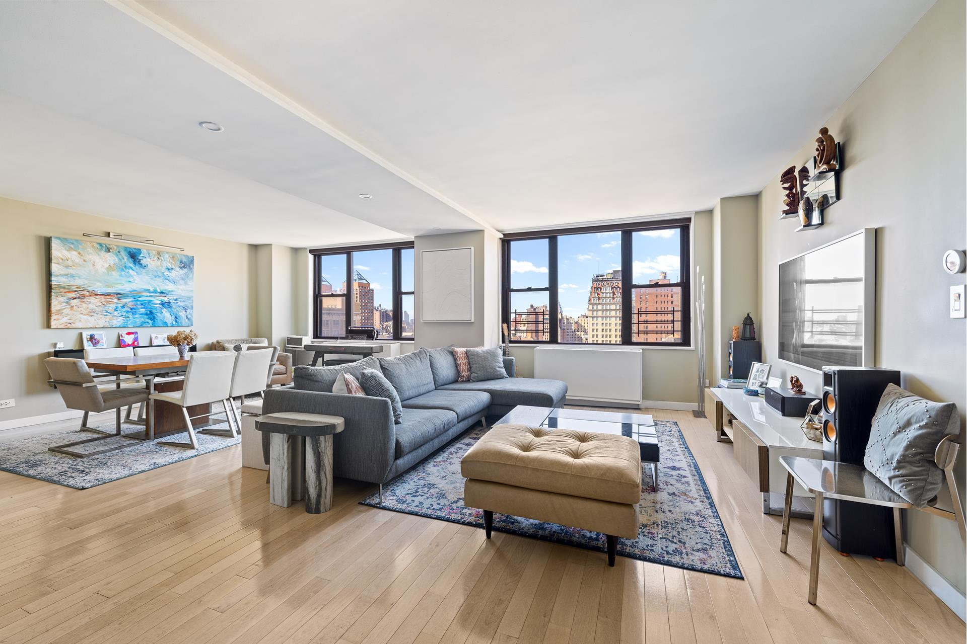 201 East 17th Street 23Ef, Gramercy Park, Downtown, NYC - 2 Bedrooms  
2 Bathrooms  
7 Rooms - 