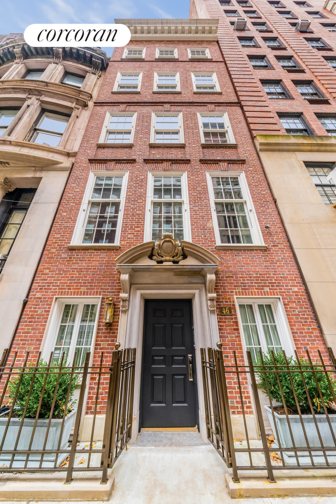 46 East 66th Street, Lenox Hill, Upper East Side, NYC - 5 Bedrooms  
7.5 Bathrooms  
15 Rooms - 