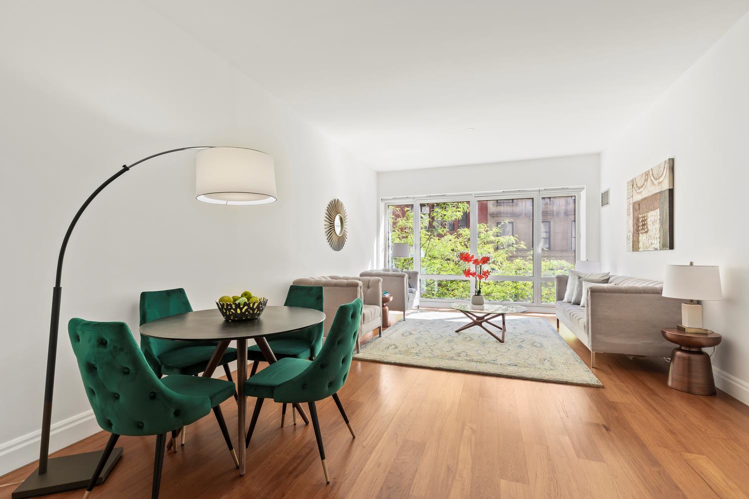 33 West 56th Street 4C, Chelsea And Clinton, Downtown, NYC - 1 Bedrooms  
1.5 Bathrooms  
3 Rooms - 