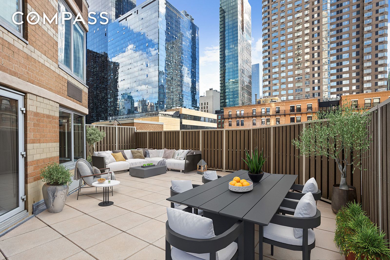 500 West 43rd Street 3B, Hell S Kitchen, Midtown West, NYC - 1 Bedrooms  
1 Bathrooms  
2 Rooms - 