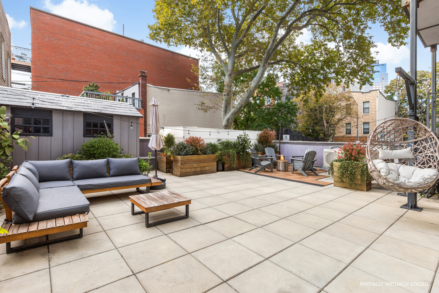 Photo 1 of 1059 Manhattan Avenue 2D, Greenpoint, New York, $1,999,000, Web #: 1090486006