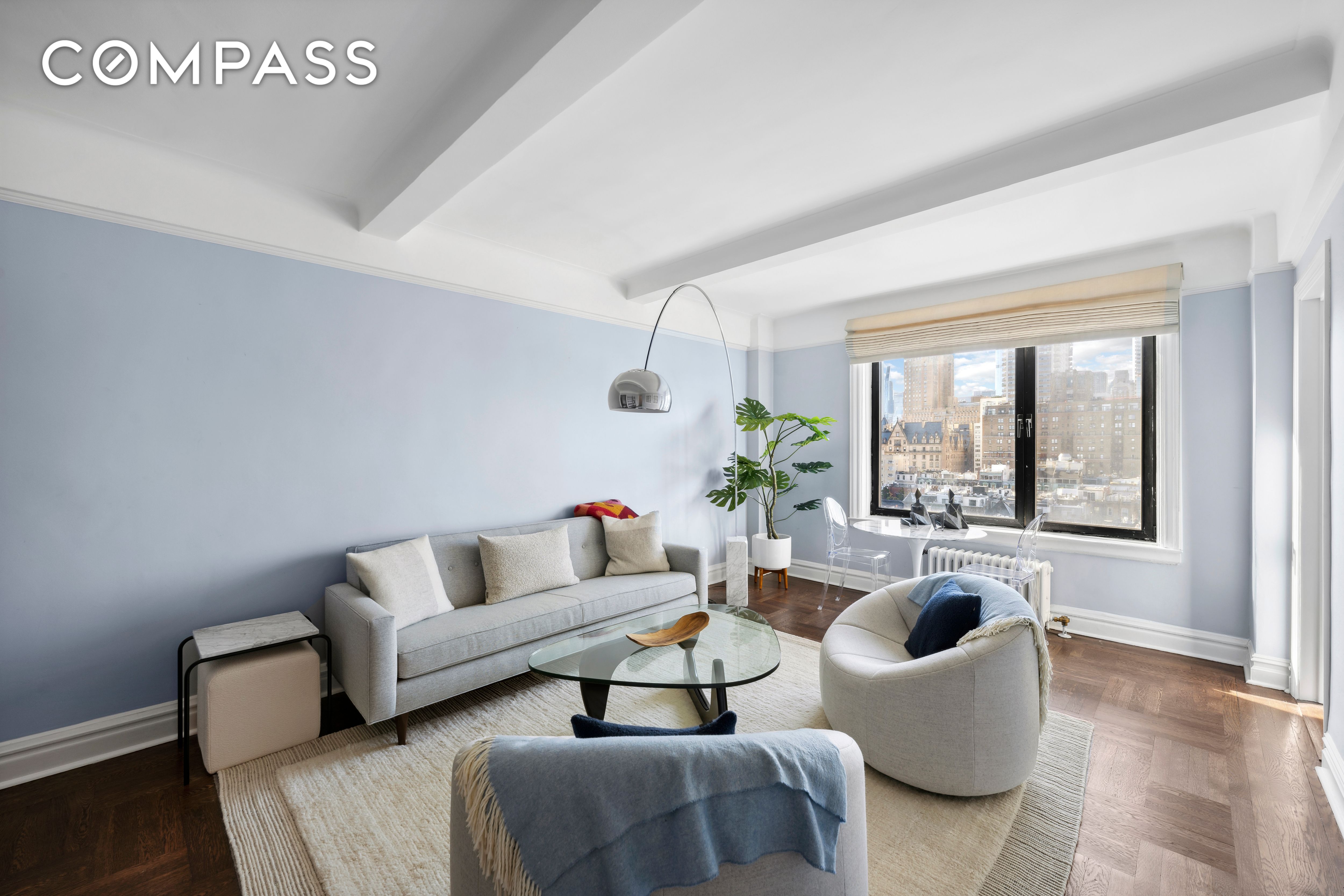 40 West 77th Street 12D, Upper West Side, Upper West Side, NYC - 1 Bedrooms  
1 Bathrooms  
3 Rooms - 