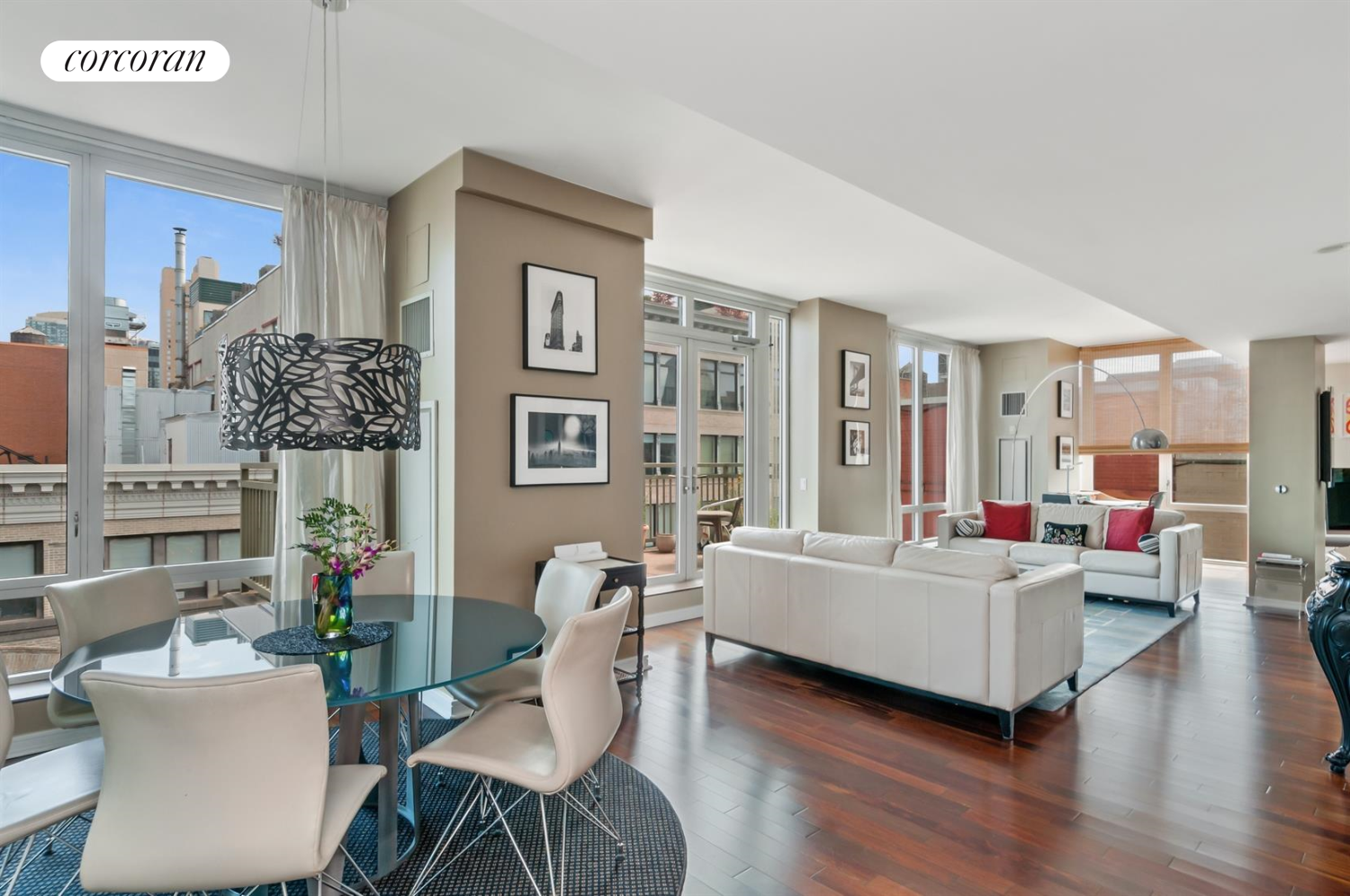 130 West 19th Street Ph2b, Chelsea, Downtown, NYC - 3 Bedrooms  
2 Bathrooms  
6 Rooms - 