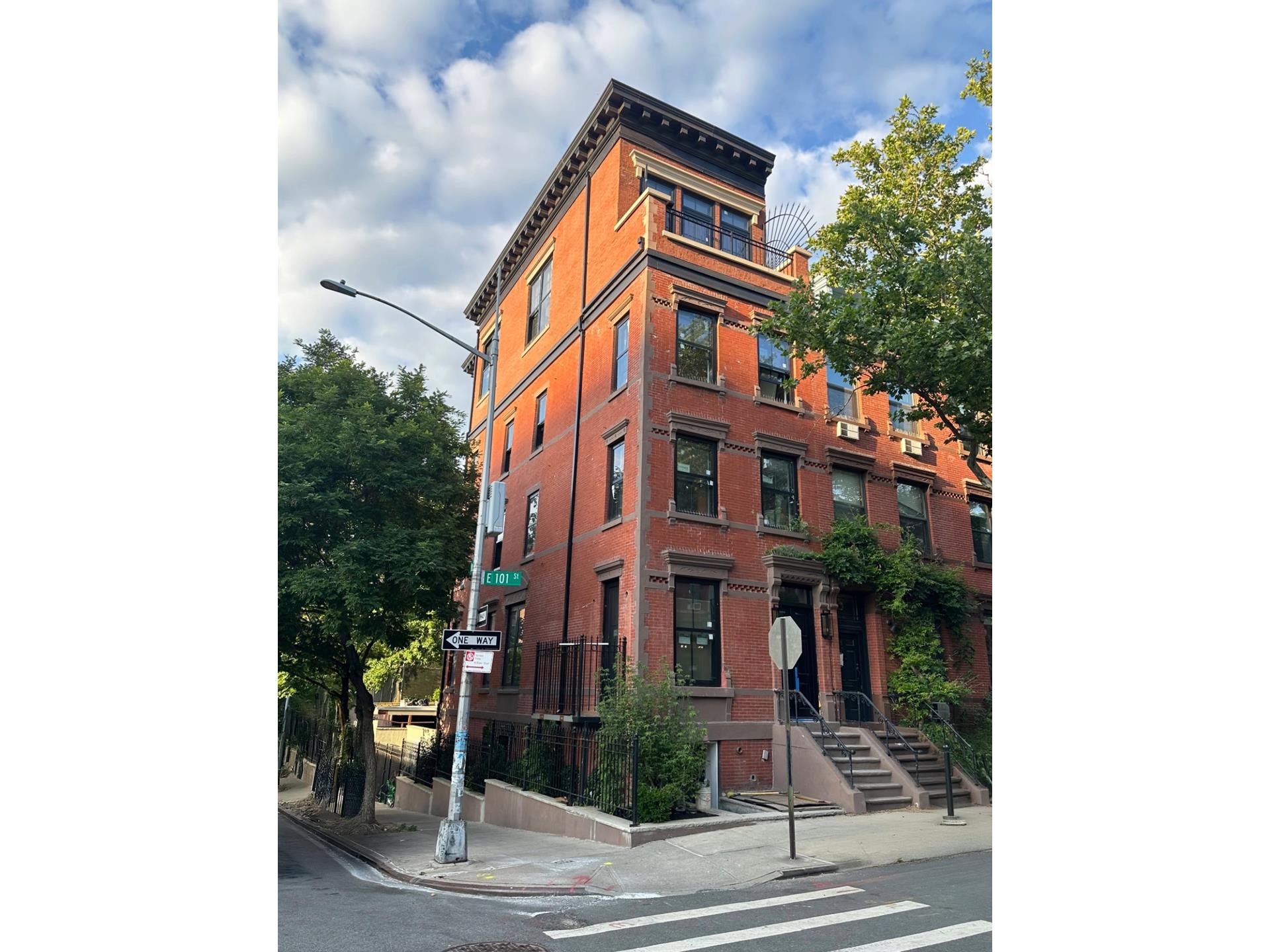 Photo 1 of 101 East 101st Street, East Harlem, NYC, $5,800,000, Web #: 1090805762