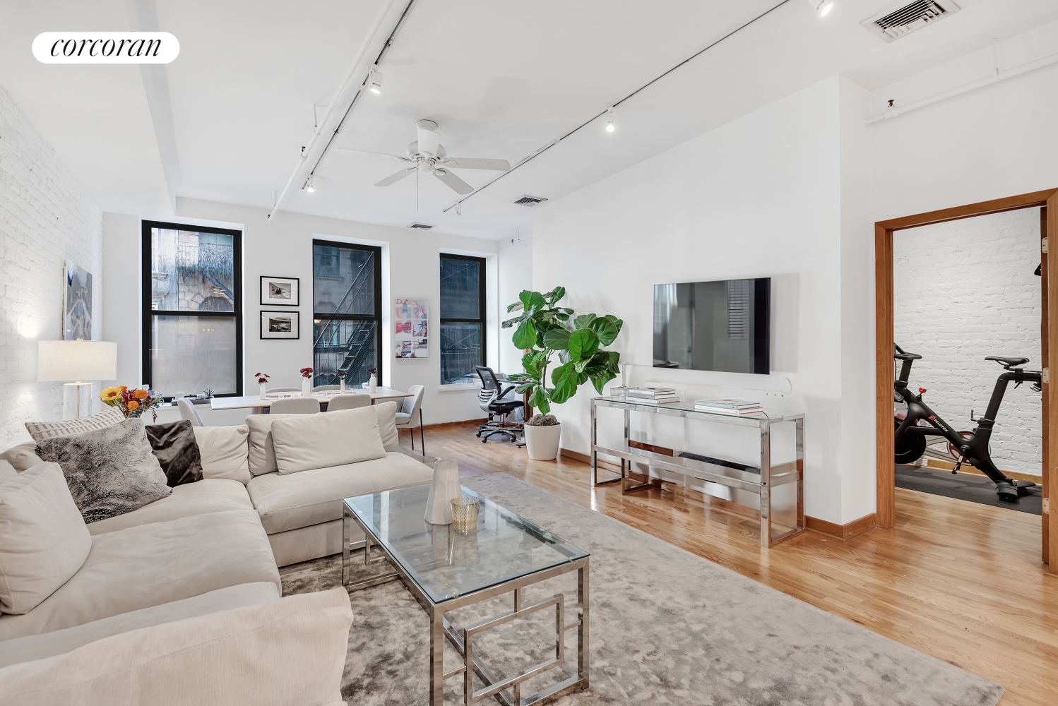 Photo 1 of 144 Chambers Street 3, Tribeca, NYC, $8,500, Web #: 1090931272