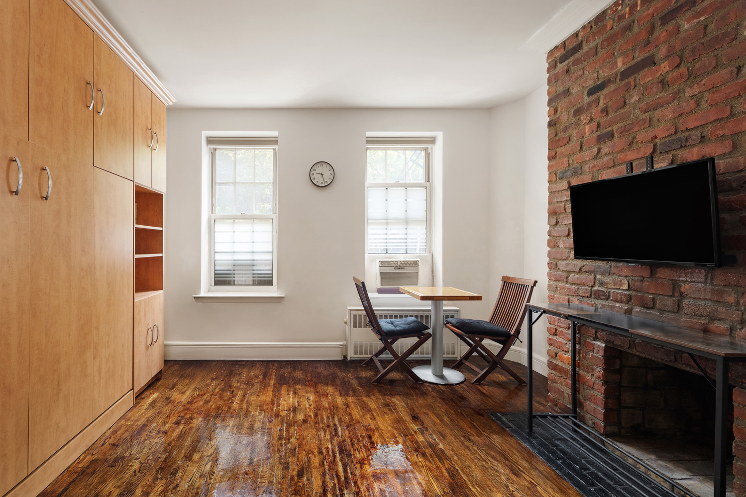 210 East 21st Street 2D, Gramercy Park, Downtown, NYC - 1 Bathrooms  
2 Rooms - 