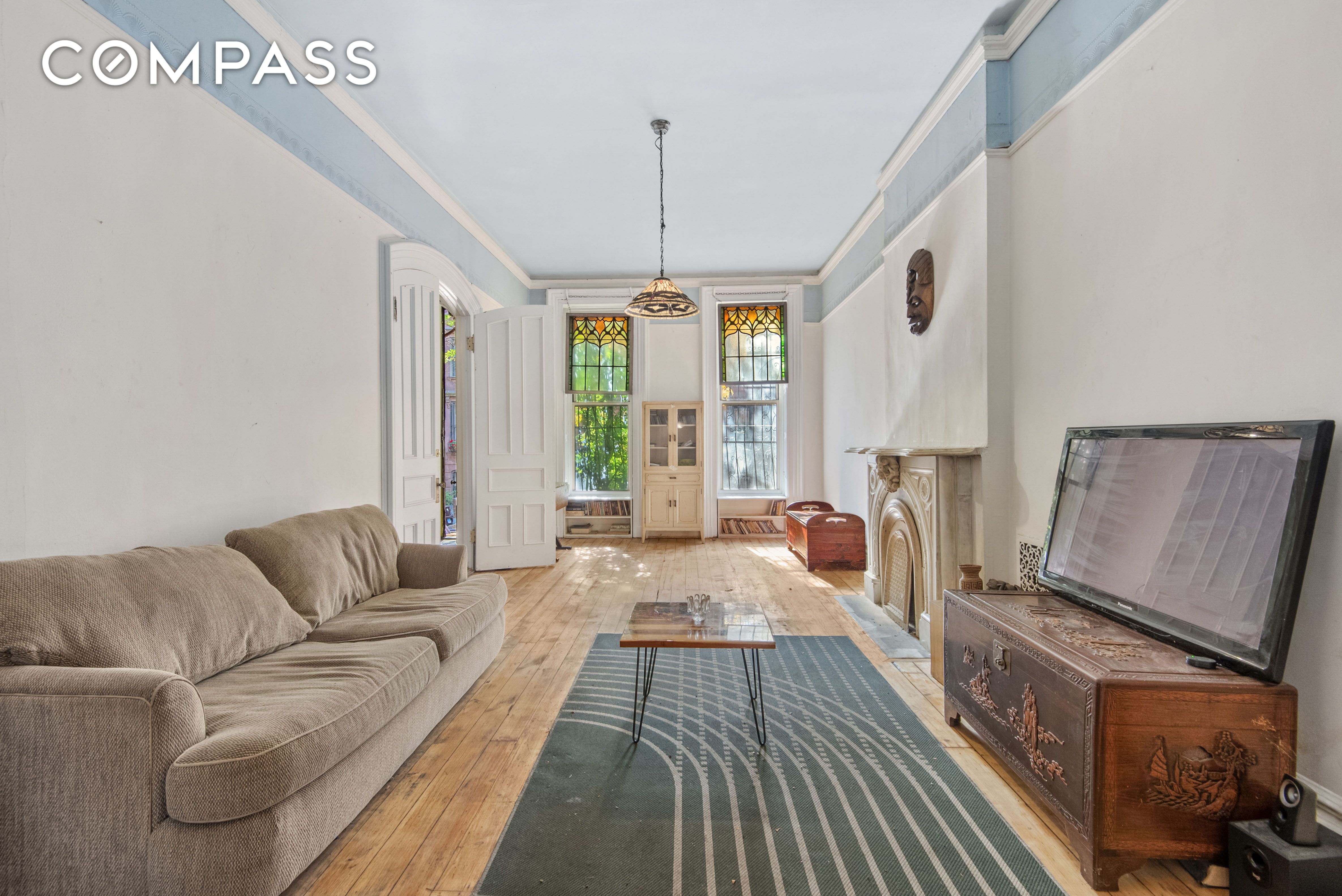 45 St Marks Avenue, Park Slope, Brooklyn, New York - 5 Bedrooms  
4.5 Bathrooms  
10 Rooms - 