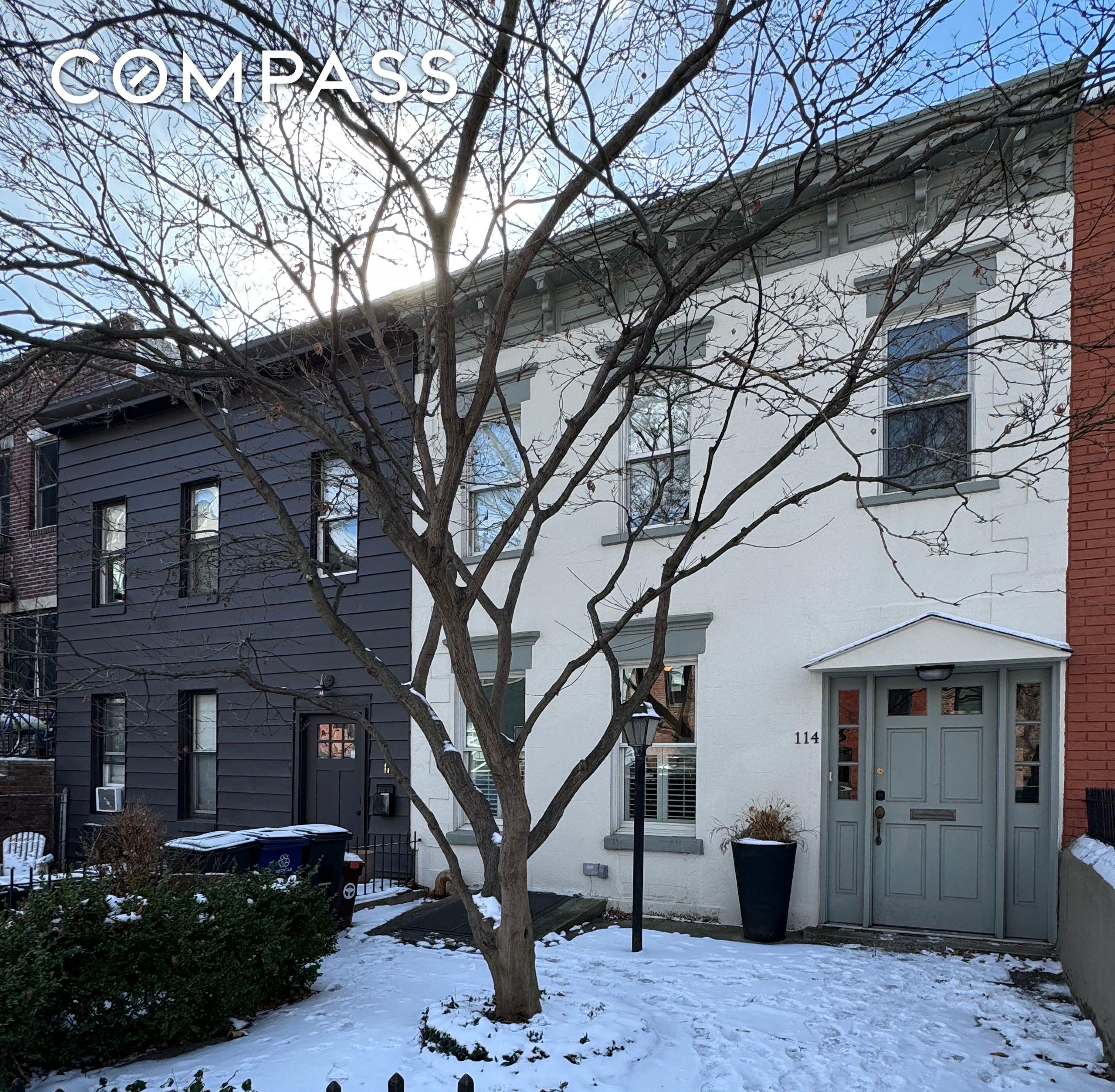 2nd Street, Carroll Gardens, Brooklyn, New York - 6 Bedrooms  
4 Bathrooms  
12 Rooms - 