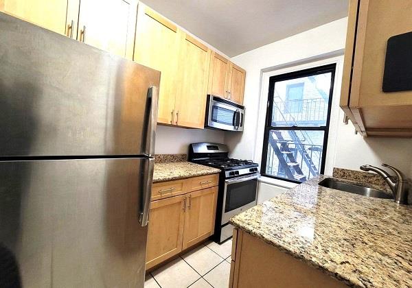 Photo 1 of 21-77 33rd Street 2-A, Steinway-Ditmars, New York, $375,000, Web #: 1092491959