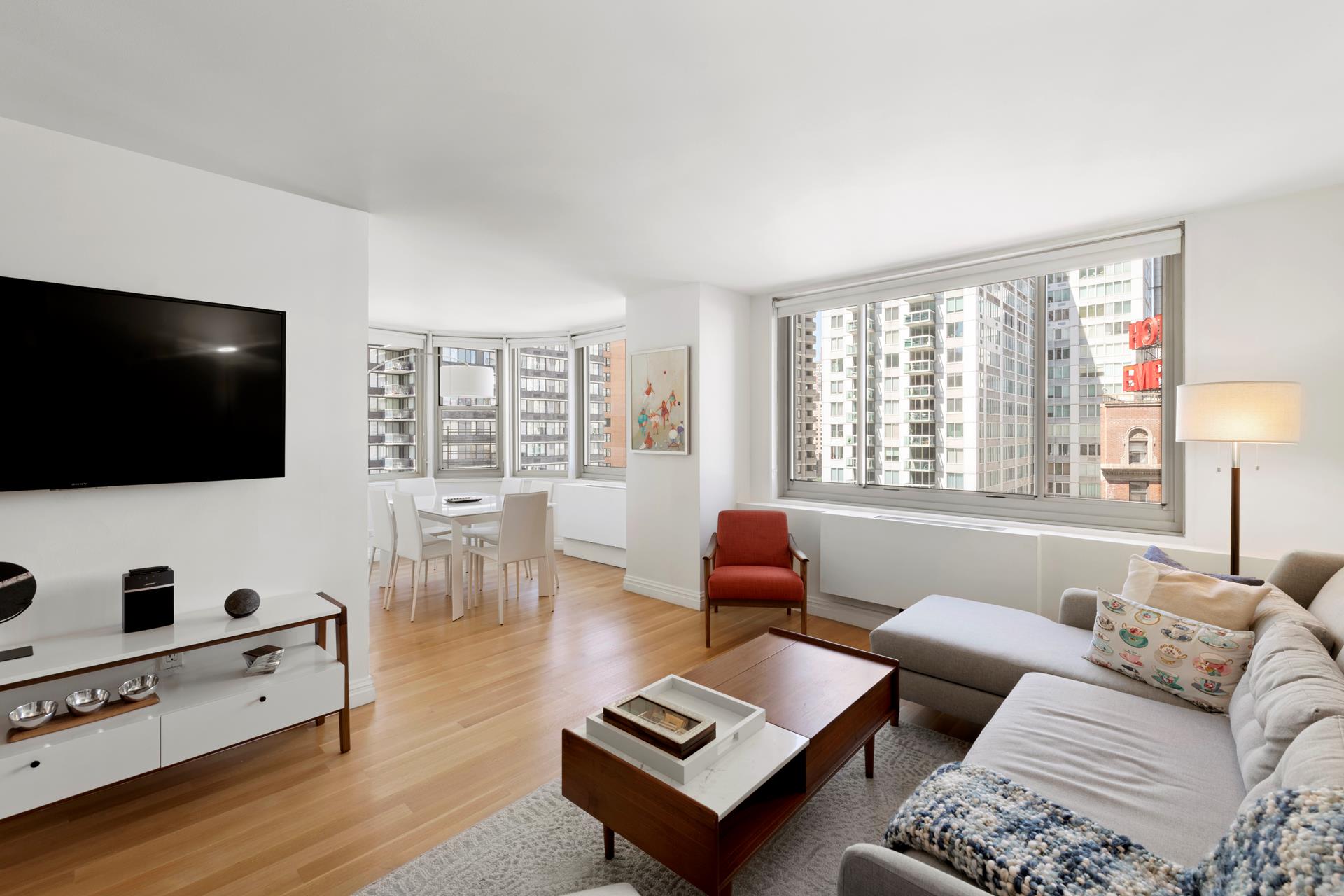 Photo 1 of 30 West 63rd Street 16L, Upper West Side, NYC, $2,295,000, Web #: 1092496529