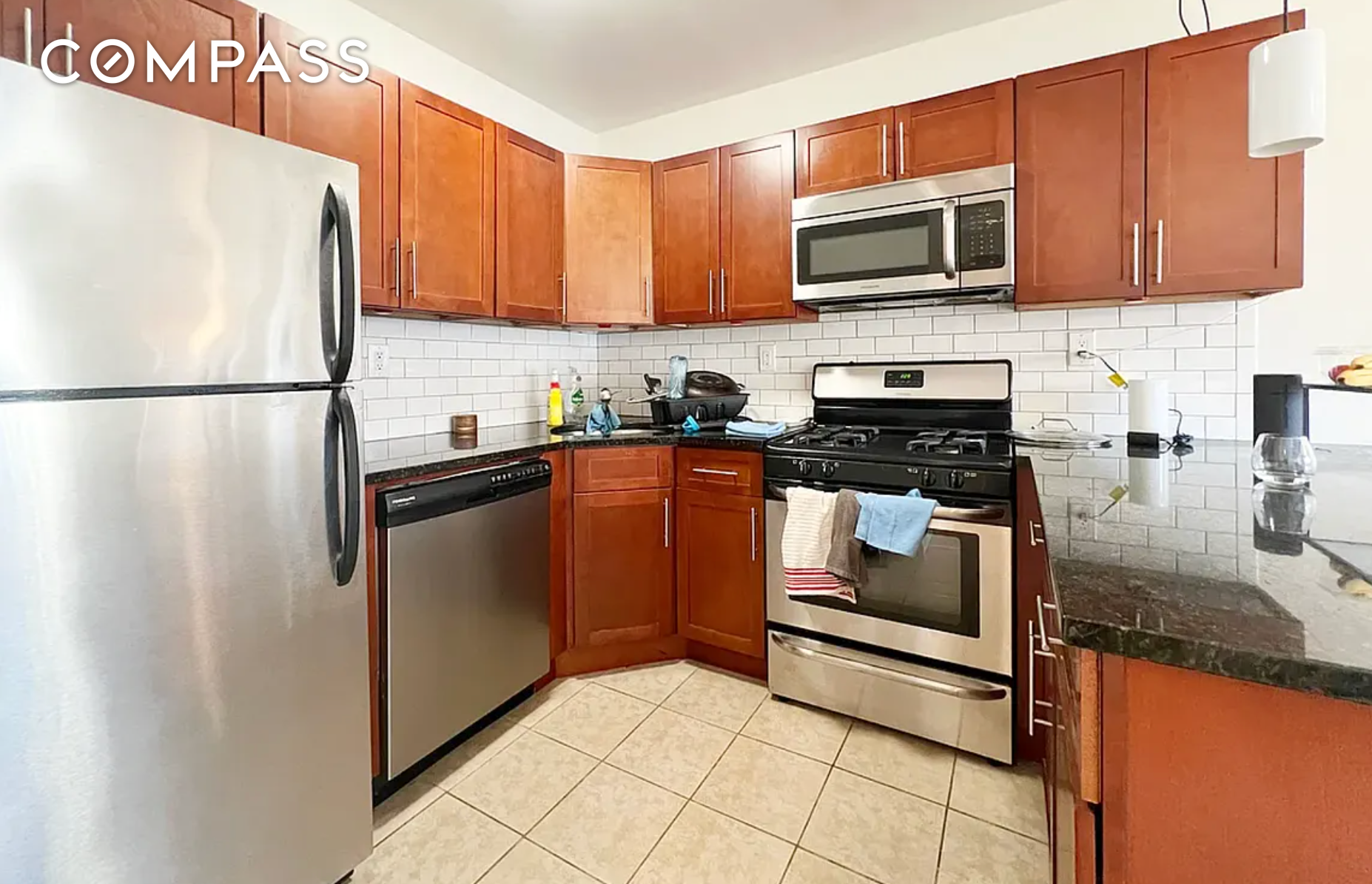 142 Frost Street 3R, Williamsburg, Brooklyn, New York - 1 Bedrooms  
1 Bathrooms  
3 Rooms - 