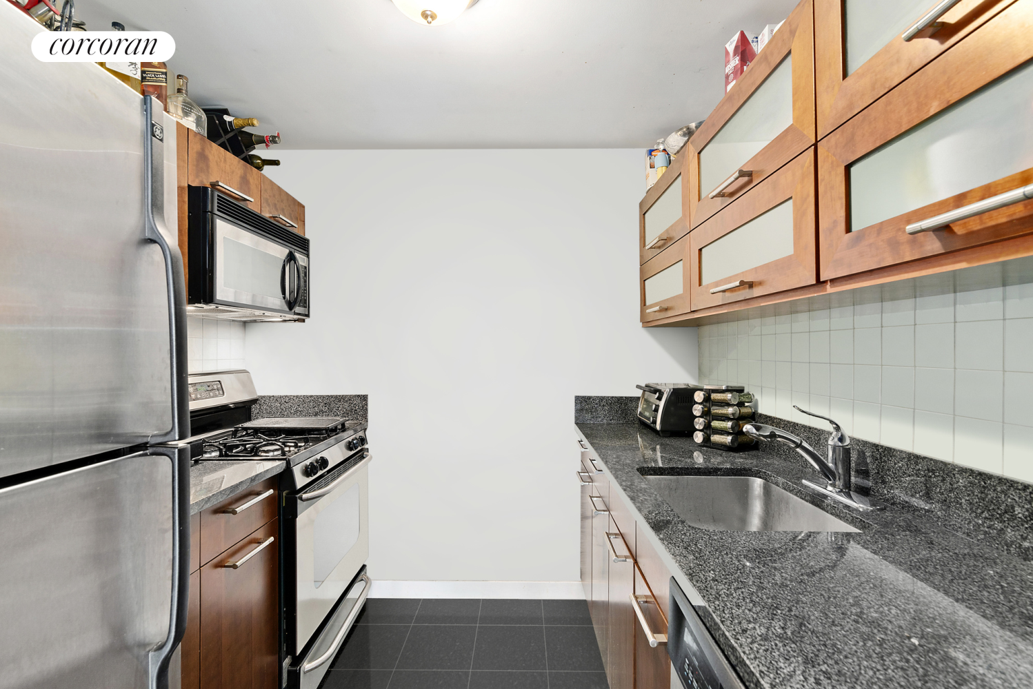 121 East 23rd Street 5B, Flatiron, Downtown, NYC - 1 Bedrooms  
1 Bathrooms  
3 Rooms - 