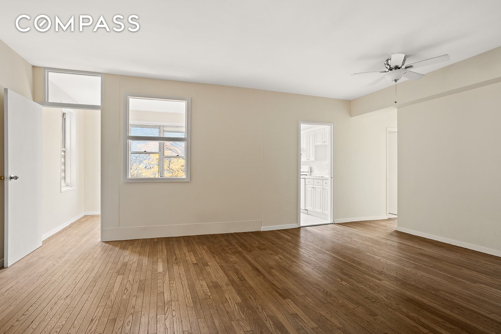 350 East 30th Street 5W, Kips Bay, Midtown East, NYC - 2 Bedrooms  
1 Bathrooms  
4 Rooms - 