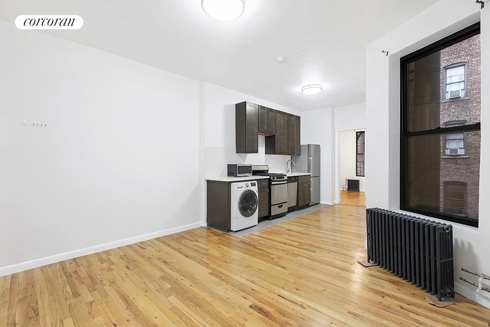 1272 Amsterdam Avenue 3C, Morningside Heights, Upper Manhattan, NYC - 2 Bedrooms  
1 Bathrooms  
4 Rooms - 