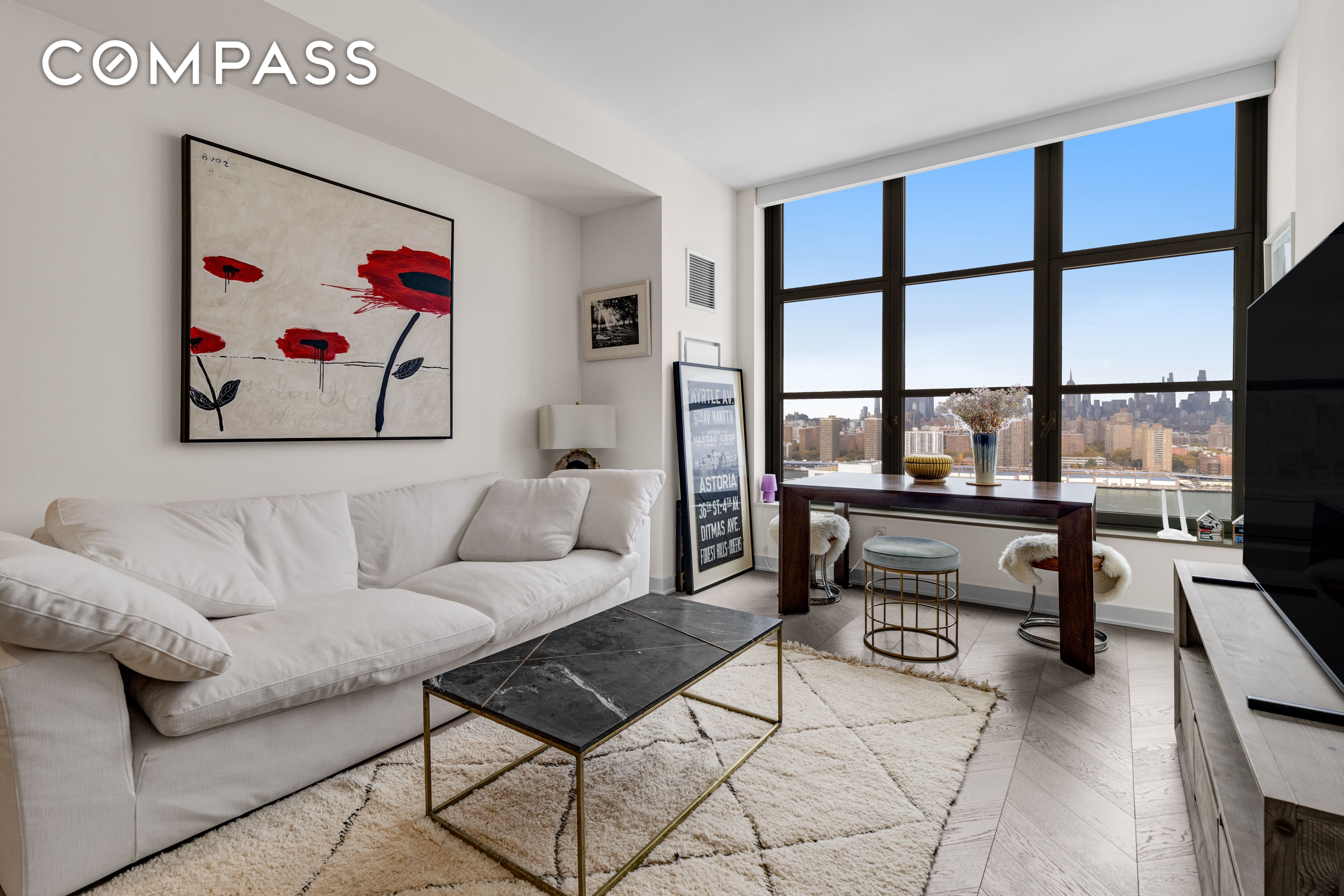 180 Front Street 19B, Dumbo, Brooklyn, New York - 2 Bedrooms  
2 Bathrooms  
4 Rooms - 