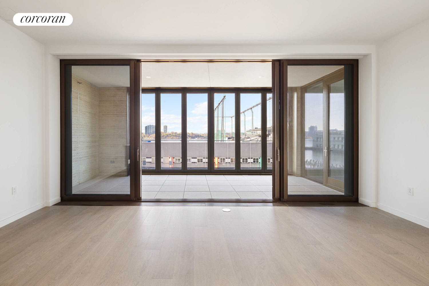 500 West 18th Street West5b, Chelsea, Downtown, NYC - 1 Bedrooms  
1.5 Bathrooms  
3 Rooms - 