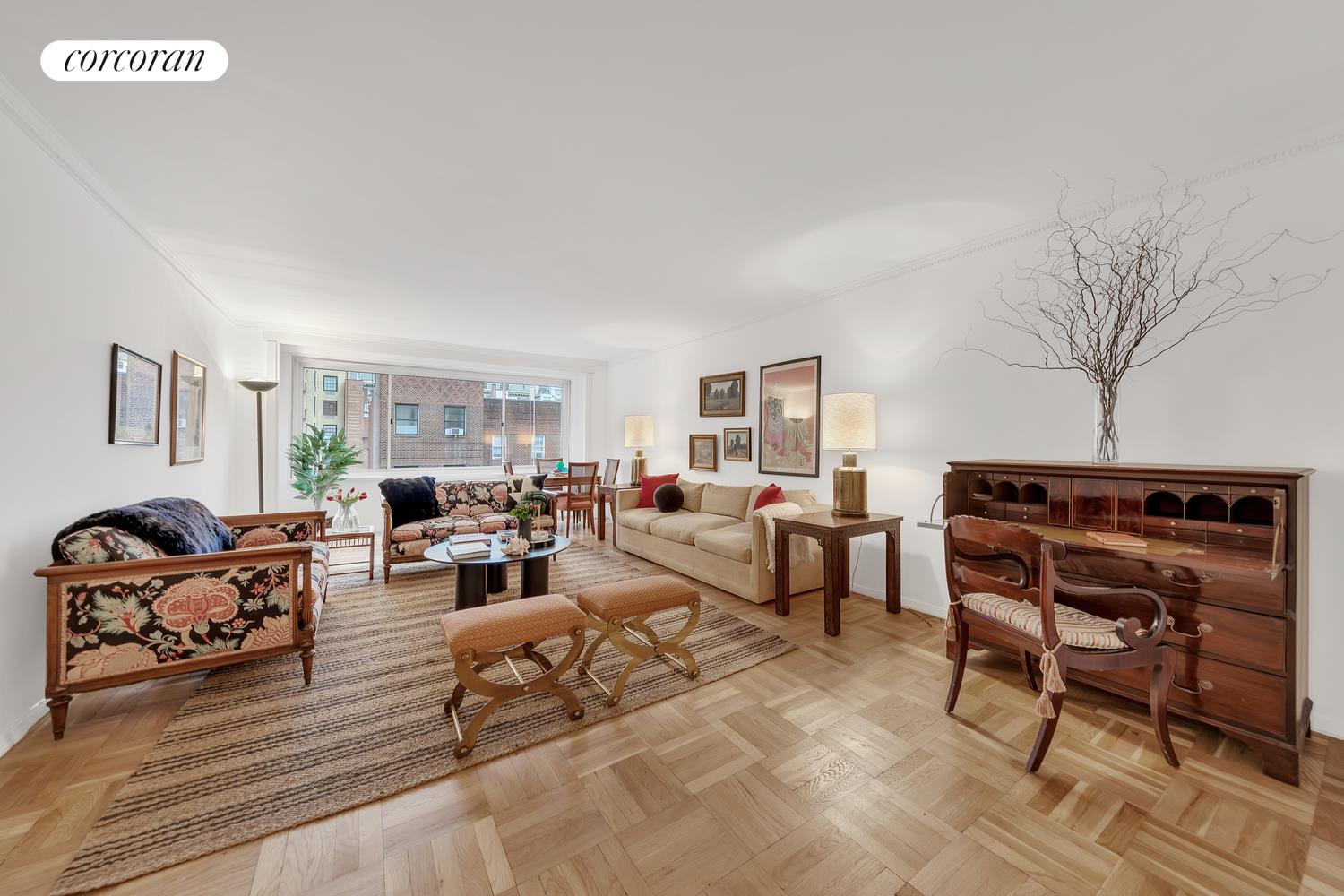 30 East 65th Street 6C, Lenox Hill, Upper East Side, NYC - 3 Bedrooms  
3.5 Bathrooms  
6 Rooms - 