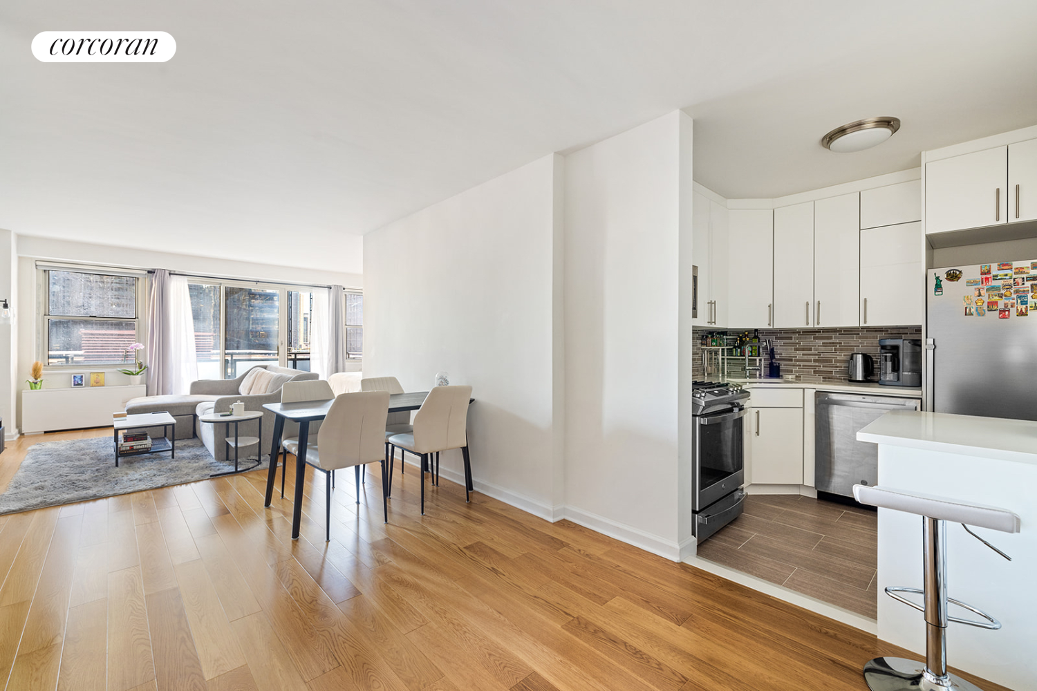 300 East 40th Street 5F, Murray Hill, Midtown East, NYC - 1 Bathrooms  
3 Rooms - 