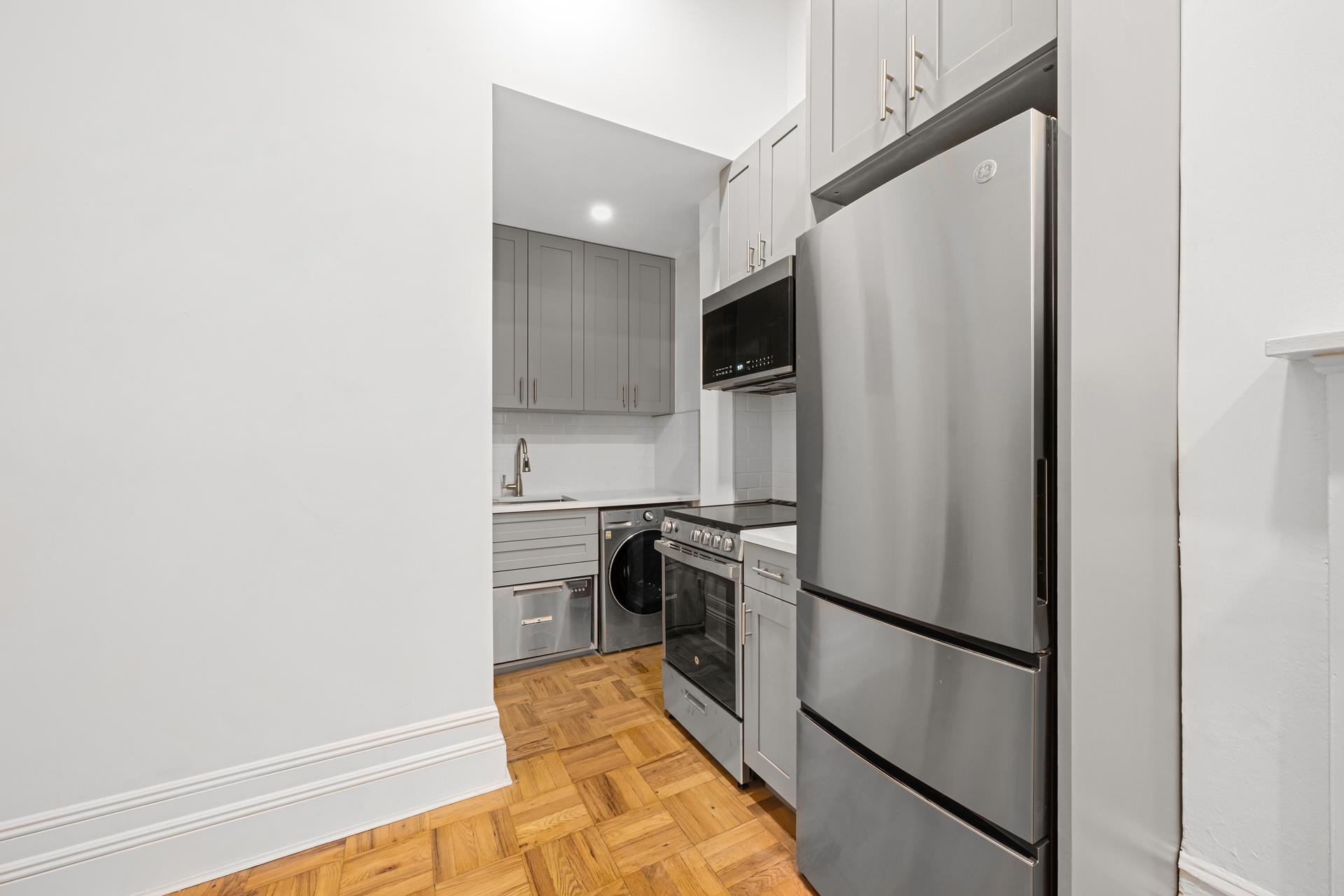 62 West 87th Street 1F, Upper West Side, Upper West Side, NYC - 1 Bedrooms  
1 Bathrooms  
2 Rooms - 