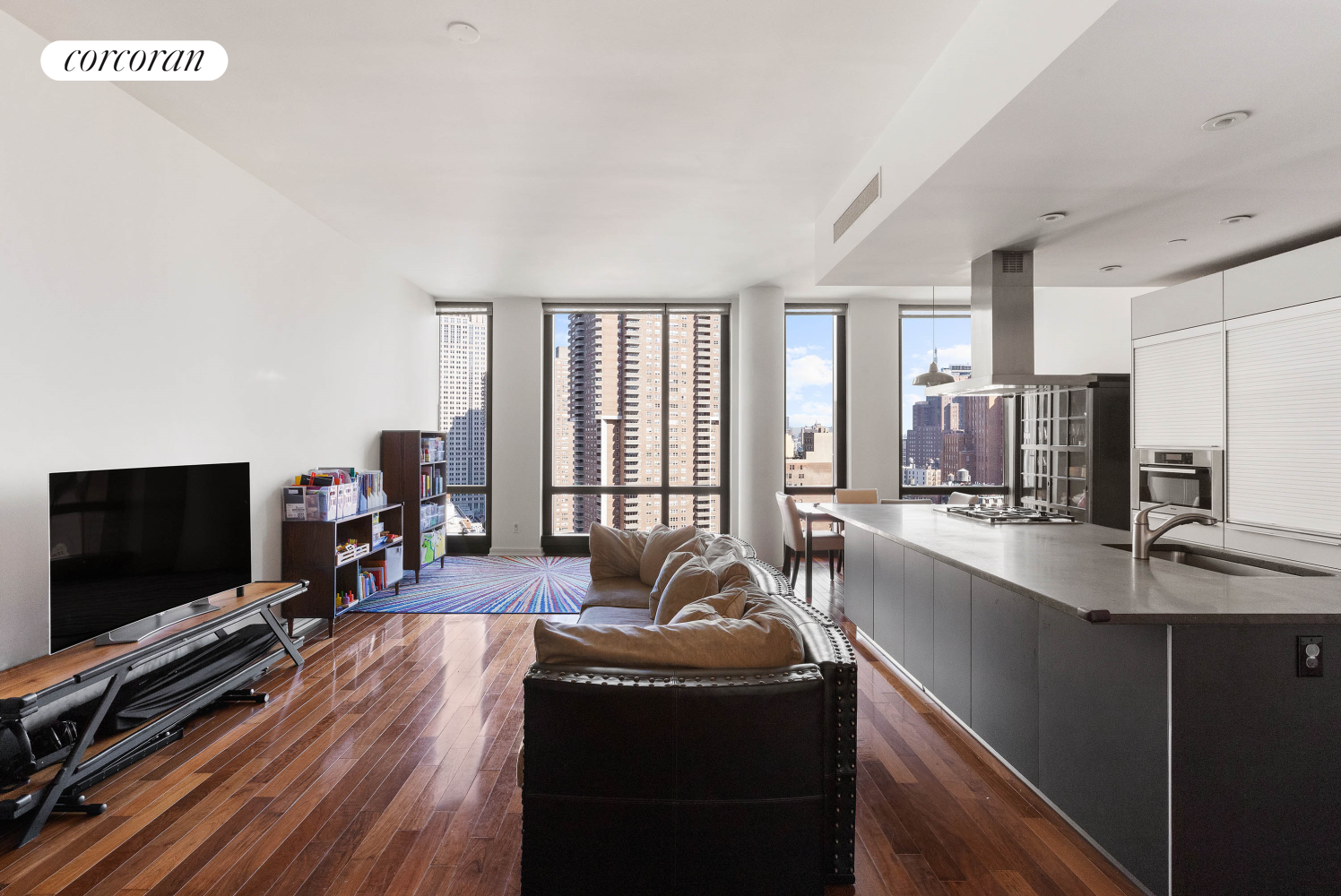 101 Warren Street 2030, Tribeca, Downtown, NYC - 2 Bedrooms  
2.5 Bathrooms  
5 Rooms - 