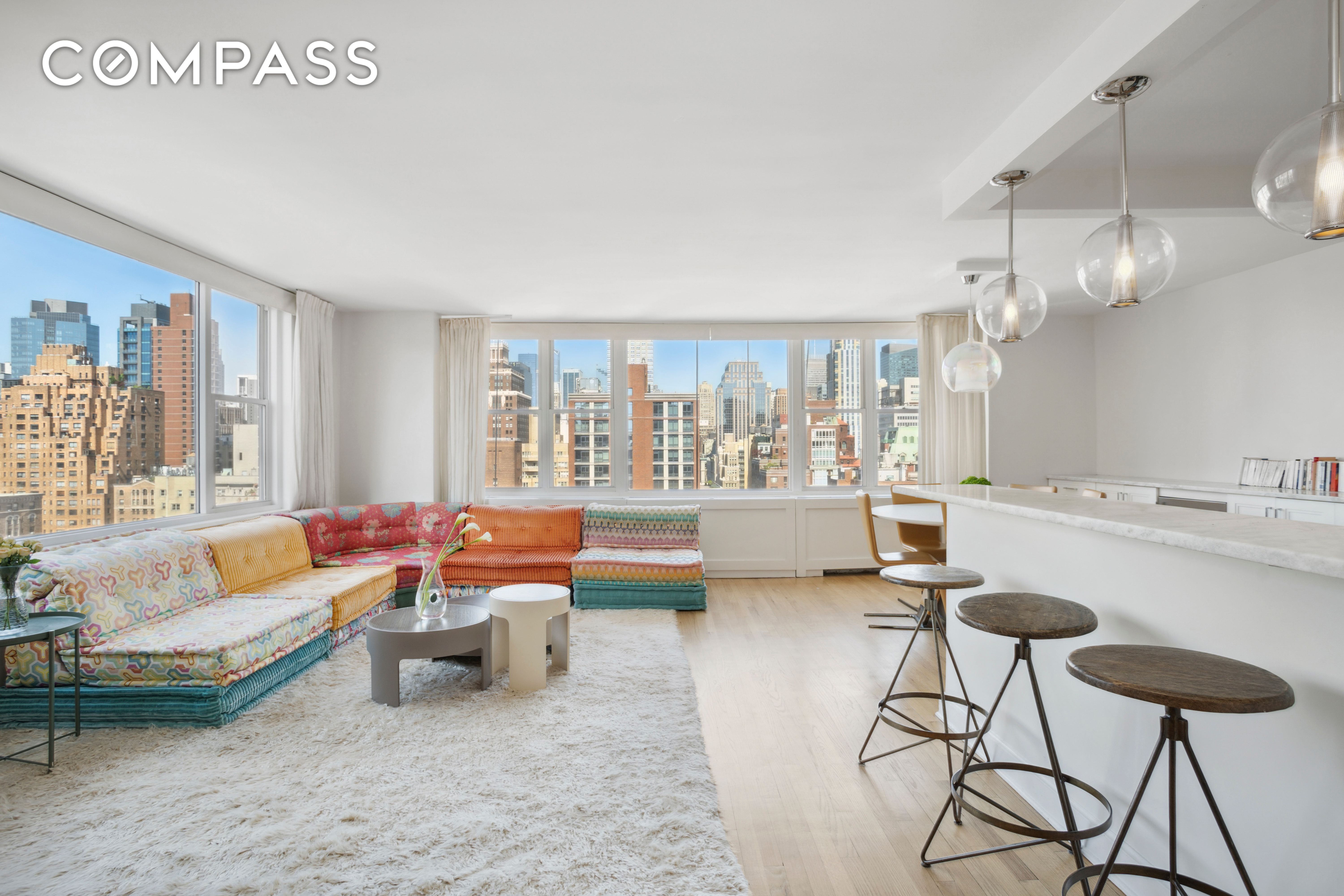 137 East 36th Street 21F, Murray Hill, Midtown East, NYC - 2 Bedrooms  
2.5 Bathrooms  
4 Rooms - 