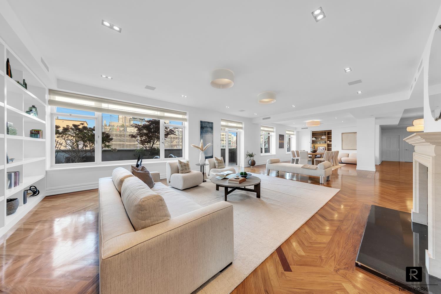 535 West End Avenue 16, Upper West Side, Upper West Side, NYC - 6 Bedrooms  
5.5 Bathrooms  
12 Rooms - 