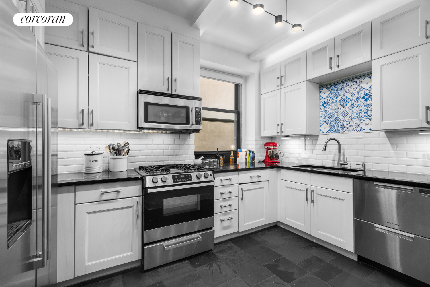 Photo 1 of 35 West 82nd Street 1B, Upper West Side, NYC, $1,275,000, Web #: 1093703527