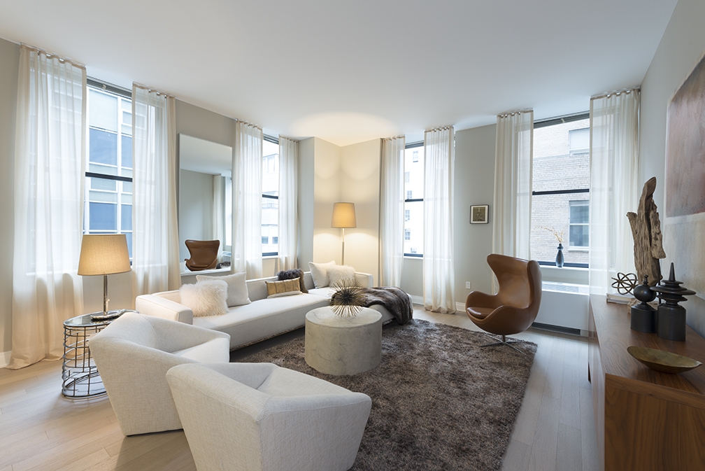 70 Pine Street 1318, Financial District, Downtown, NYC - 1 Bedrooms  
1 Bathrooms  
3 Rooms - 