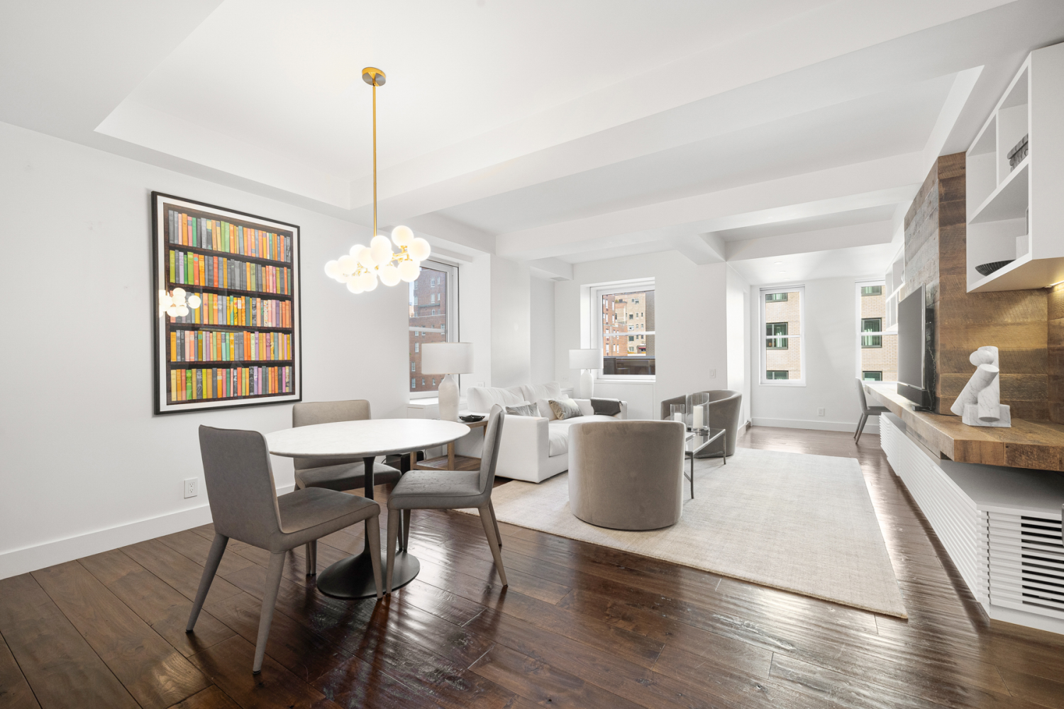 40 East 61st Street 10C, Lenox Hill, Upper East Side, NYC - 2 Bedrooms  
2 Bathrooms  
4 Rooms - 