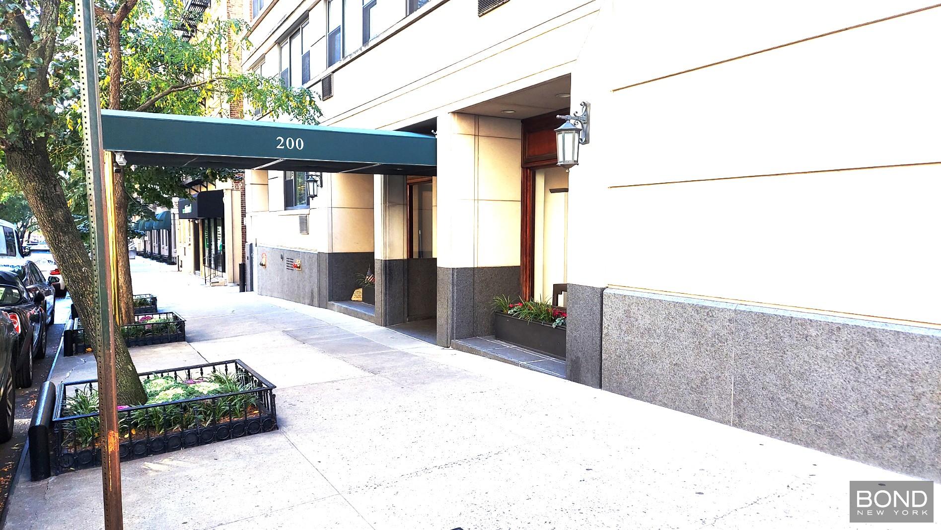 200 East 84th Street 4A, Upper East Side, Upper East Side, NYC - 1 Bathrooms  
2 Rooms - 