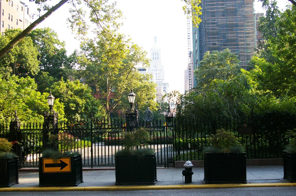 382 3rd Avenue 14A, Gramercy Park, Downtown, NYC - 2 Bedrooms  
2 Bathrooms  
4 Rooms - 