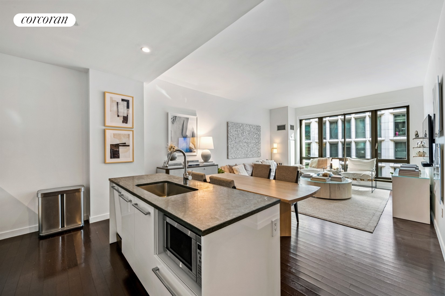 4 West 21st Street 8D, Flatiron, Downtown, NYC - 2 Bedrooms  
2.5 Bathrooms  
3 Rooms - 