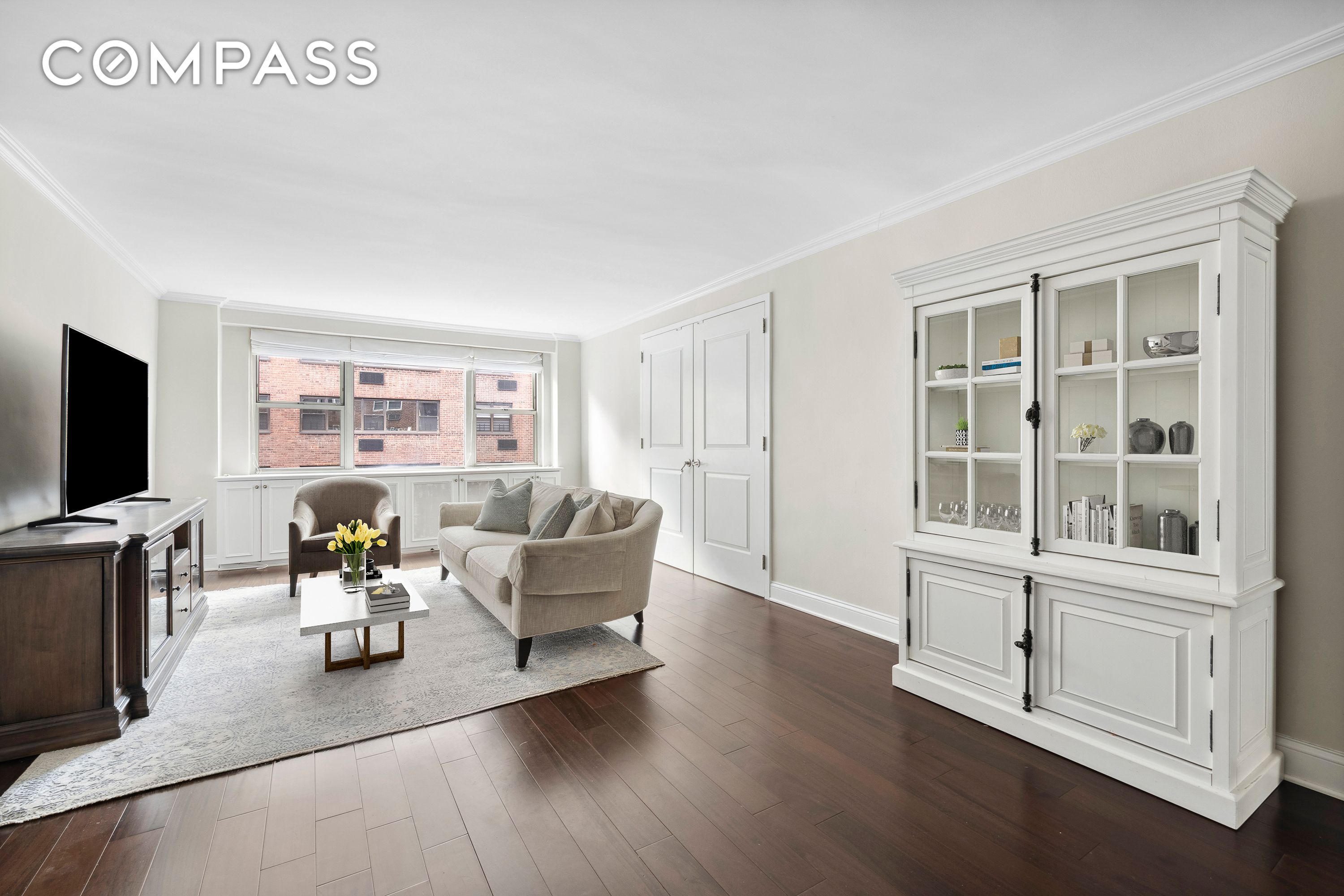 233 East 70th Street 11P, Upper East Side, Upper East Side, NYC - 2 Bedrooms  
2 Bathrooms  
4 Rooms - 