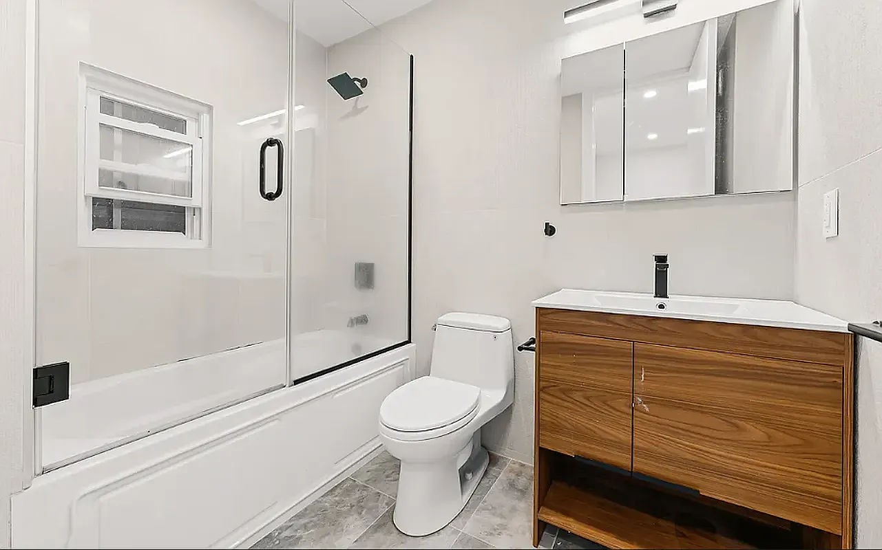 426 15th Street 3R, Park Slope, Brooklyn, New York - 1 Bathrooms  
2 Rooms - 