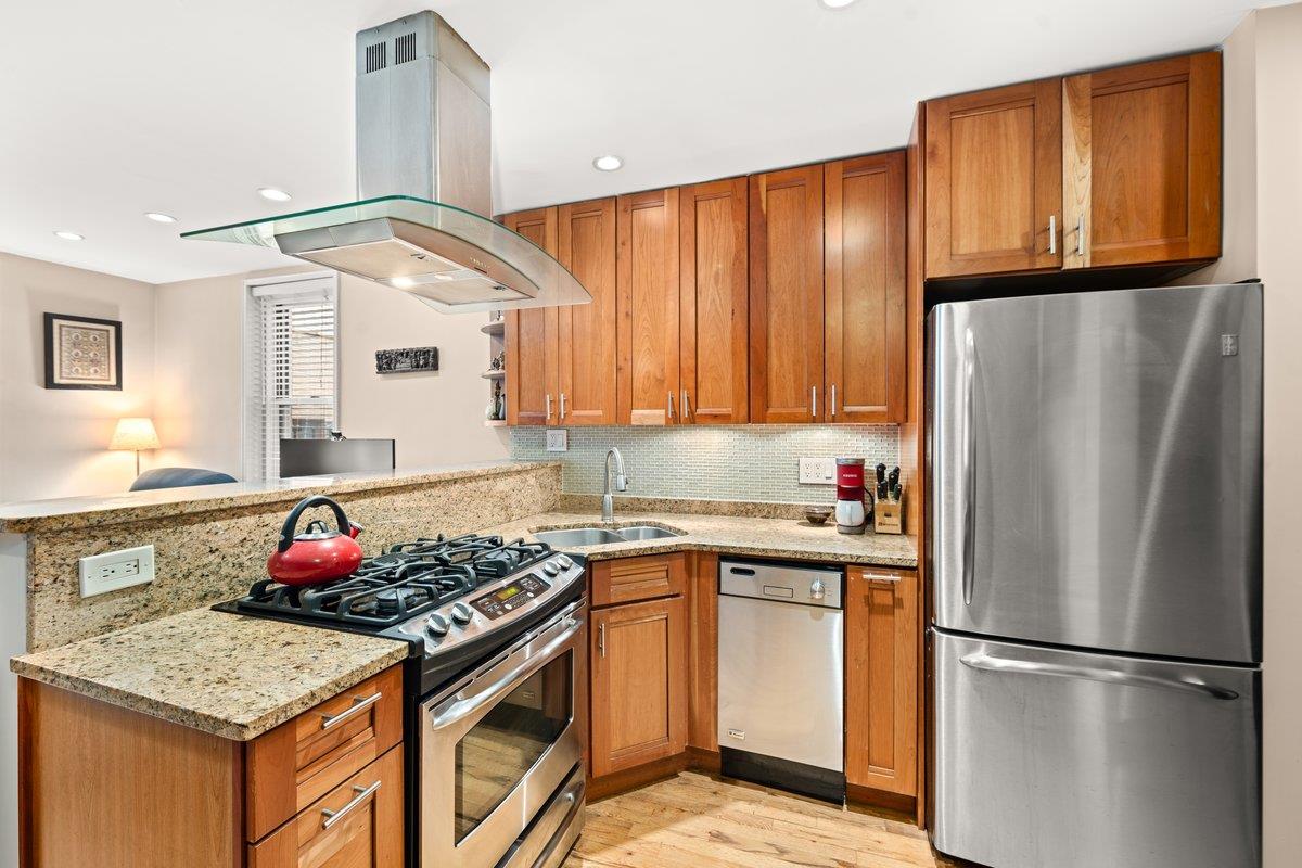 309 East 87th Street 6-H, Upper East Side, Upper East Side, NYC - 2 Bedrooms  
1 Bathrooms  
3 Rooms - 