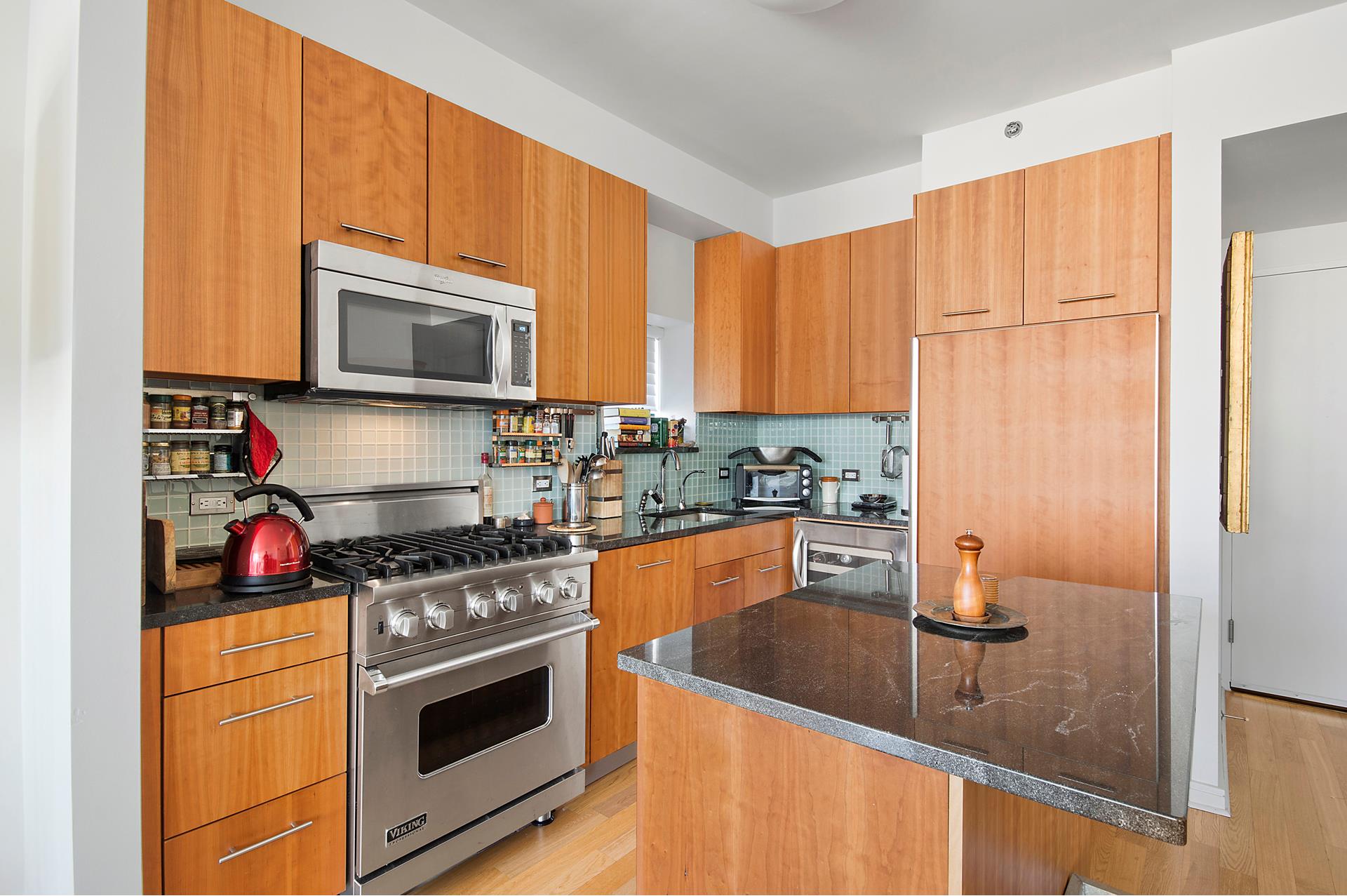 11 East 29th Street 22C, Nomad, Downtown, NYC - 2 Bedrooms  
2 Bathrooms  
4 Rooms - 