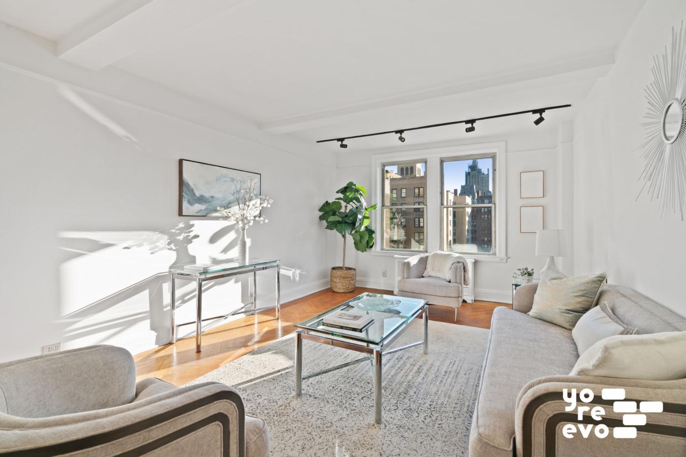 12 West 96th Street 15C, Upper West Side, Upper West Side, NYC - 2 Bedrooms  
1.5 Bathrooms  
5 Rooms - 