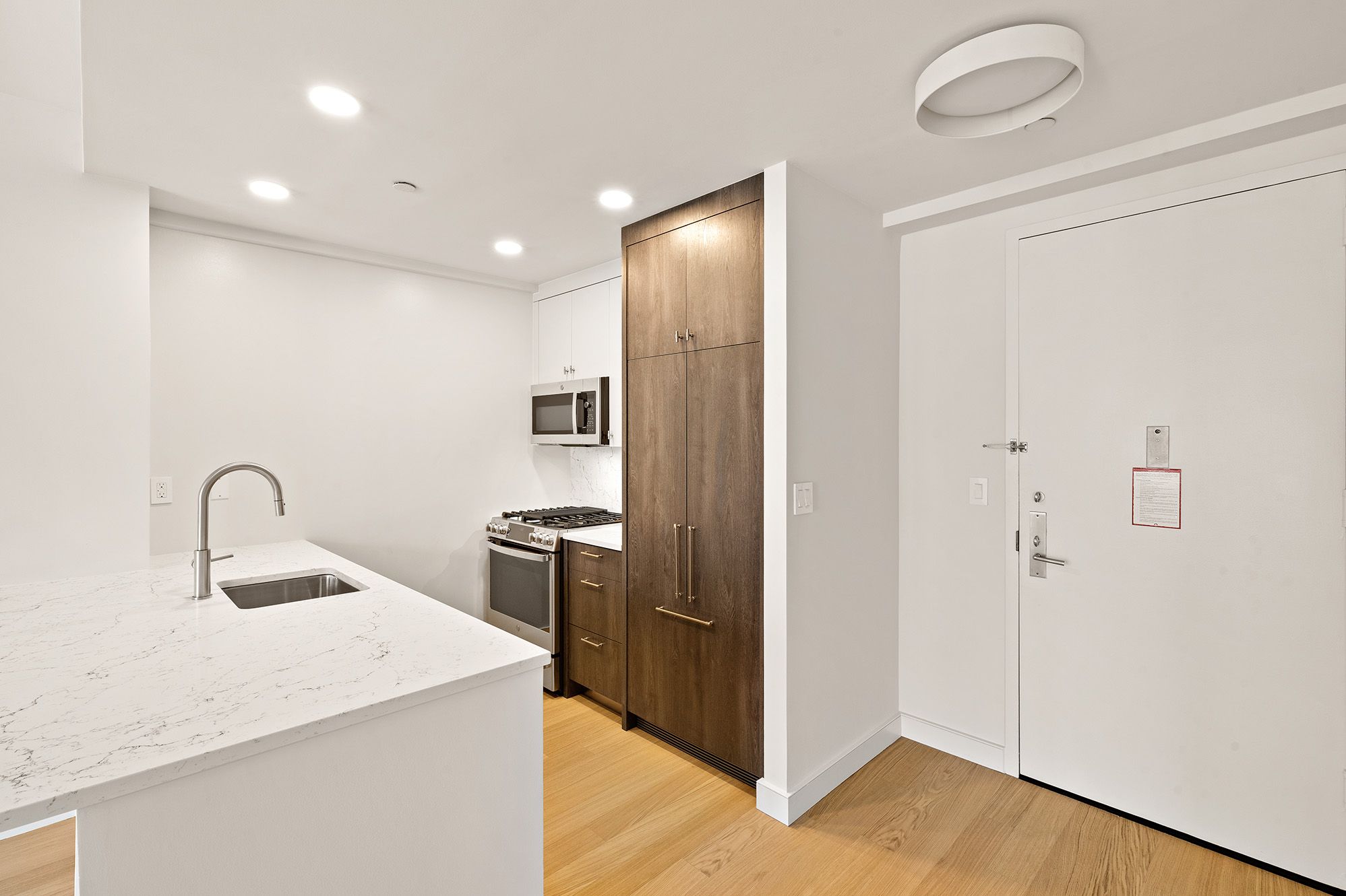 55 West 25th Street 30-F, Nomad, Downtown, NYC - 1 Bedrooms  
1 Bathrooms  
3 Rooms - 