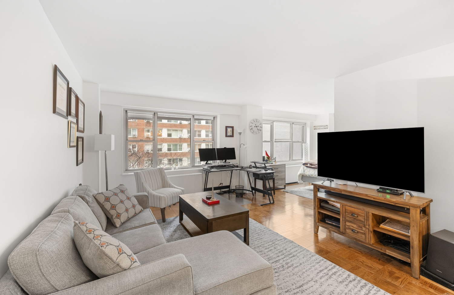 137 East 36th Street 3D, Murray Hill, Midtown East, NYC - 1 Bedrooms  
1 Bathrooms  
3 Rooms - 