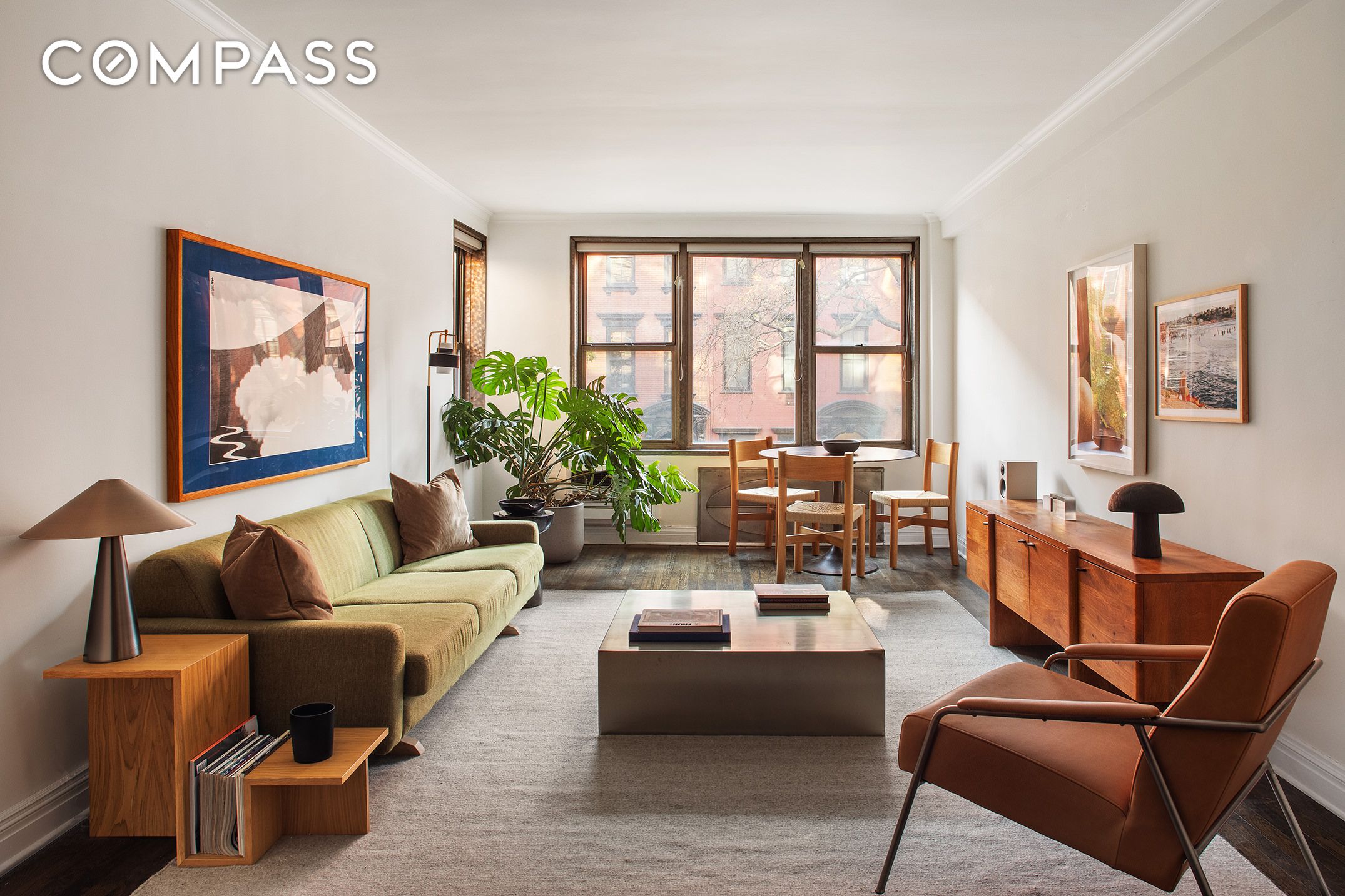 211 East 18th Street 2H, Gramercy Park, Downtown, NYC - 2 Bedrooms  
1 Bathrooms  
4 Rooms - 