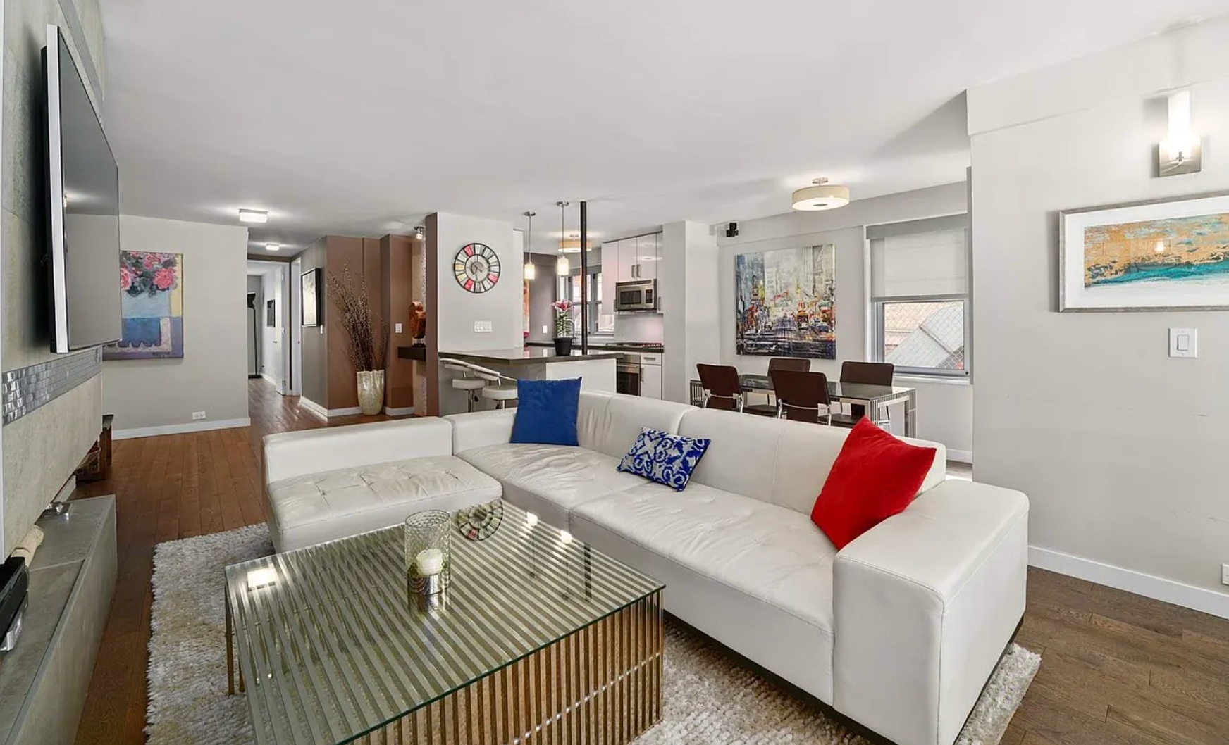 77 West 55th Street 2-B, Midtown West, Midtown West, NYC - 2 Bedrooms  
2 Bathrooms  
5 Rooms - 