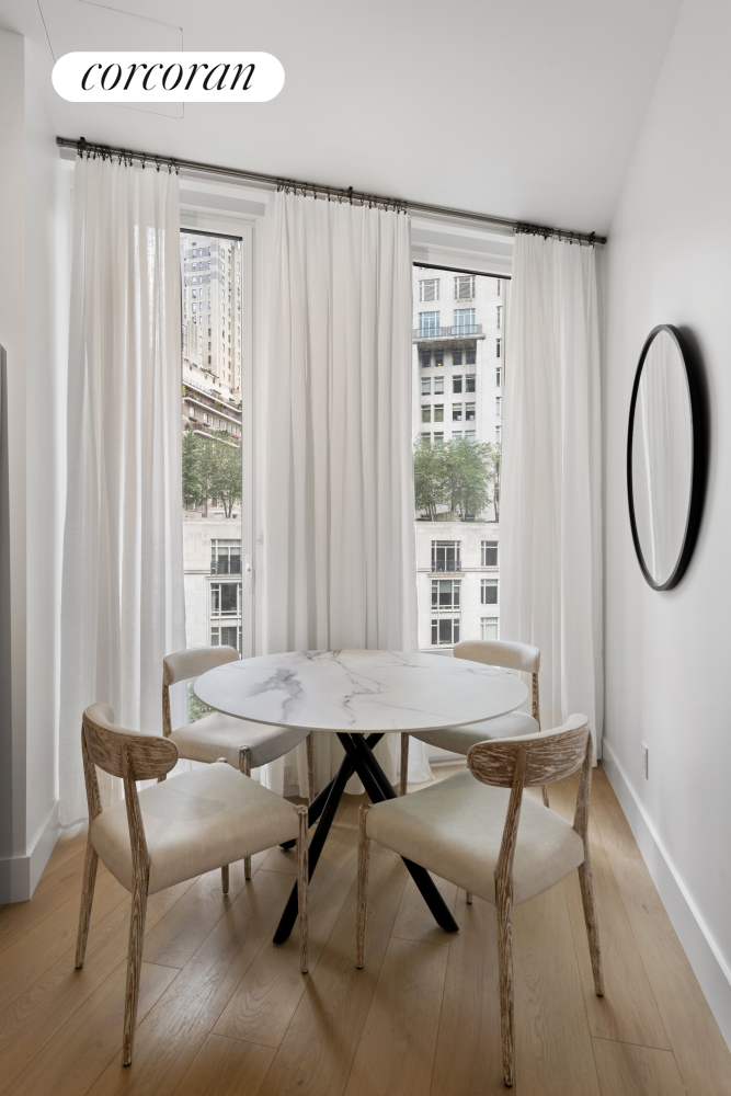 15 West 61st Street 6C, Lincoln Square, Upper West Side, NYC - 2 Bedrooms  
2.5 Bathrooms  
4 Rooms - 