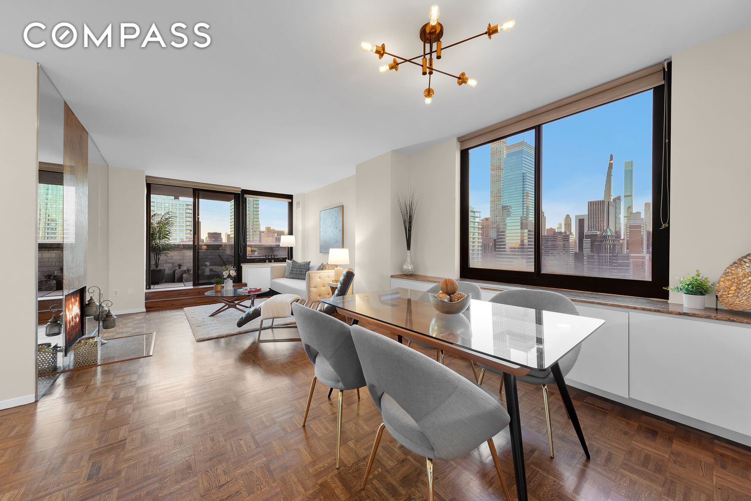 303 East 60th Street 38L, Upper East Side, Upper East Side, NYC - 2 Bedrooms  
2 Bathrooms  
4 Rooms - 