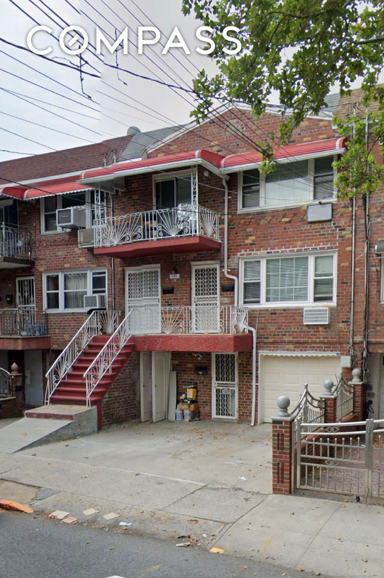 1464 East 84th Street, Canarsie, Brooklyn, New York - 3 Bedrooms  
3 Bathrooms  
10 Rooms - 