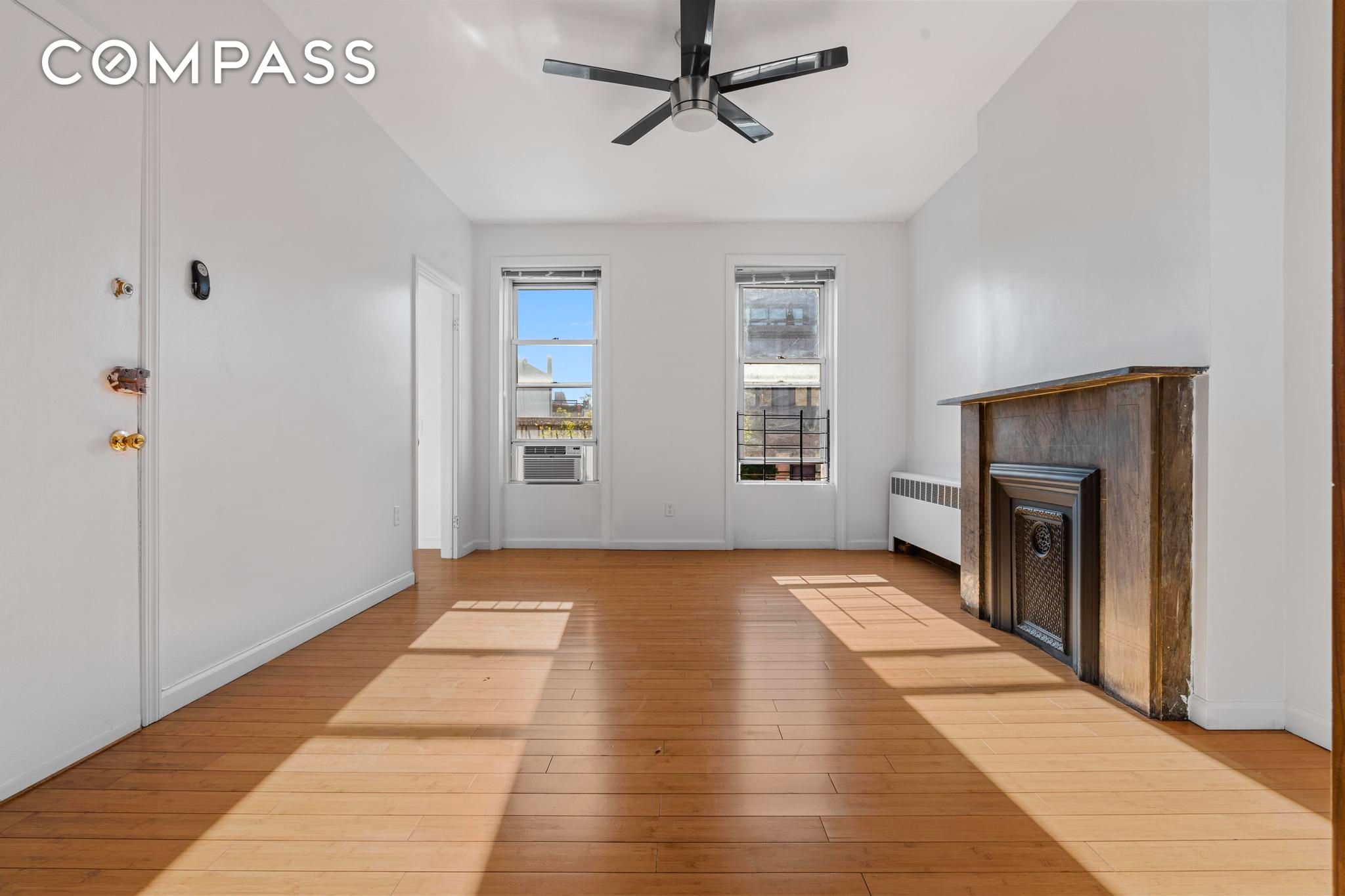 365 Douglass Street 3, Park Slope, Brooklyn, New York - 2 Bedrooms  
1 Bathrooms  
3 Rooms - 