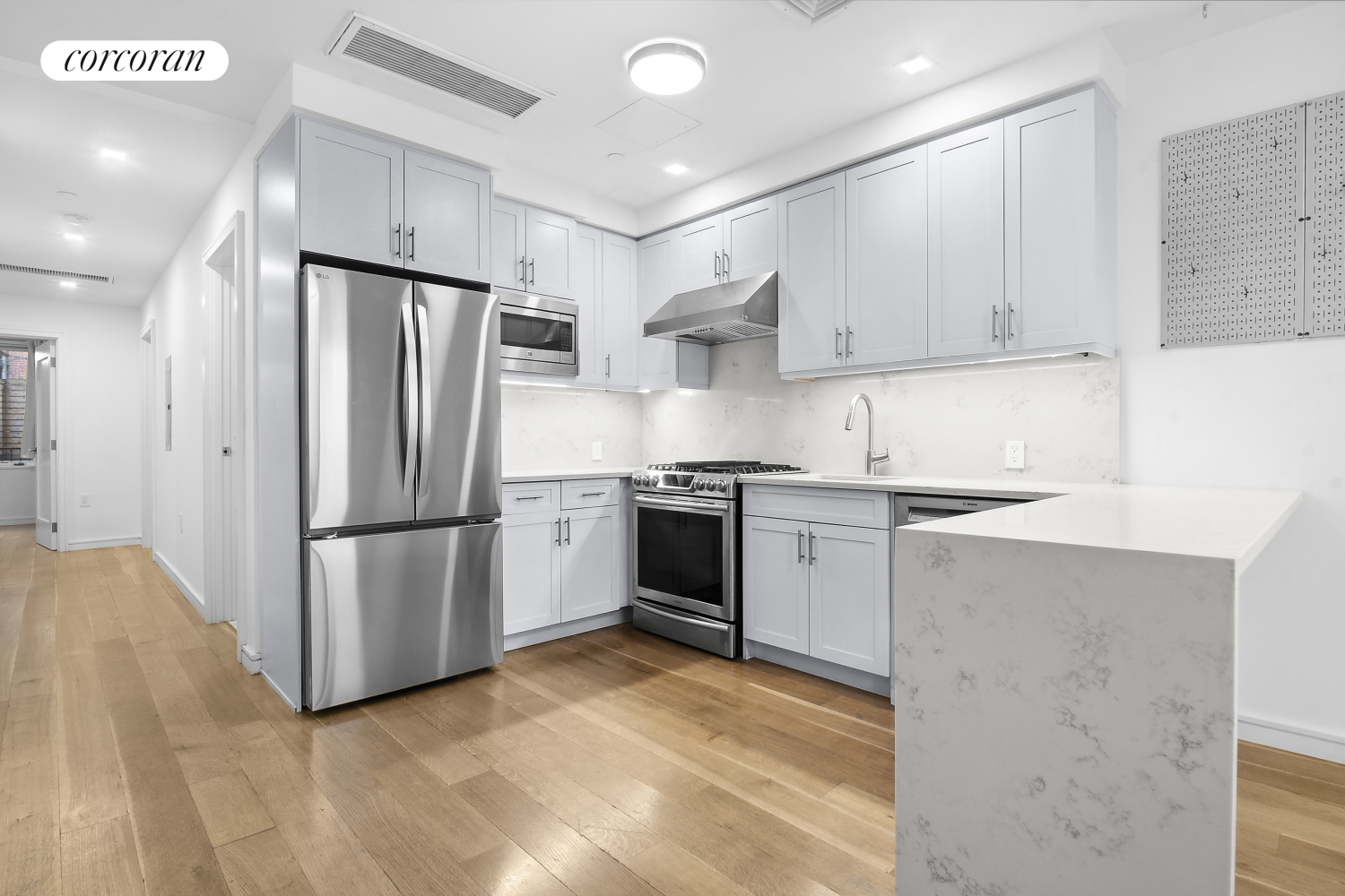 583 Franklin Avenue 1, Crown Heights, Brooklyn, New York - 2 Bedrooms  
2.5 Bathrooms  
5 Rooms - 