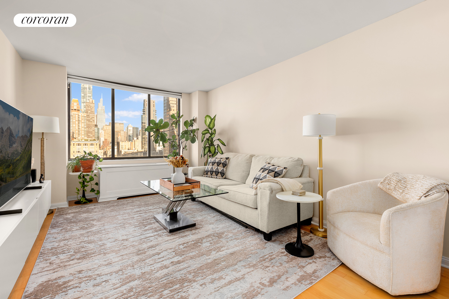 Photo 1 of 5 East 22nd Street 30L, Flatiron, NYC, $1,495,000, Web #: 1095201135