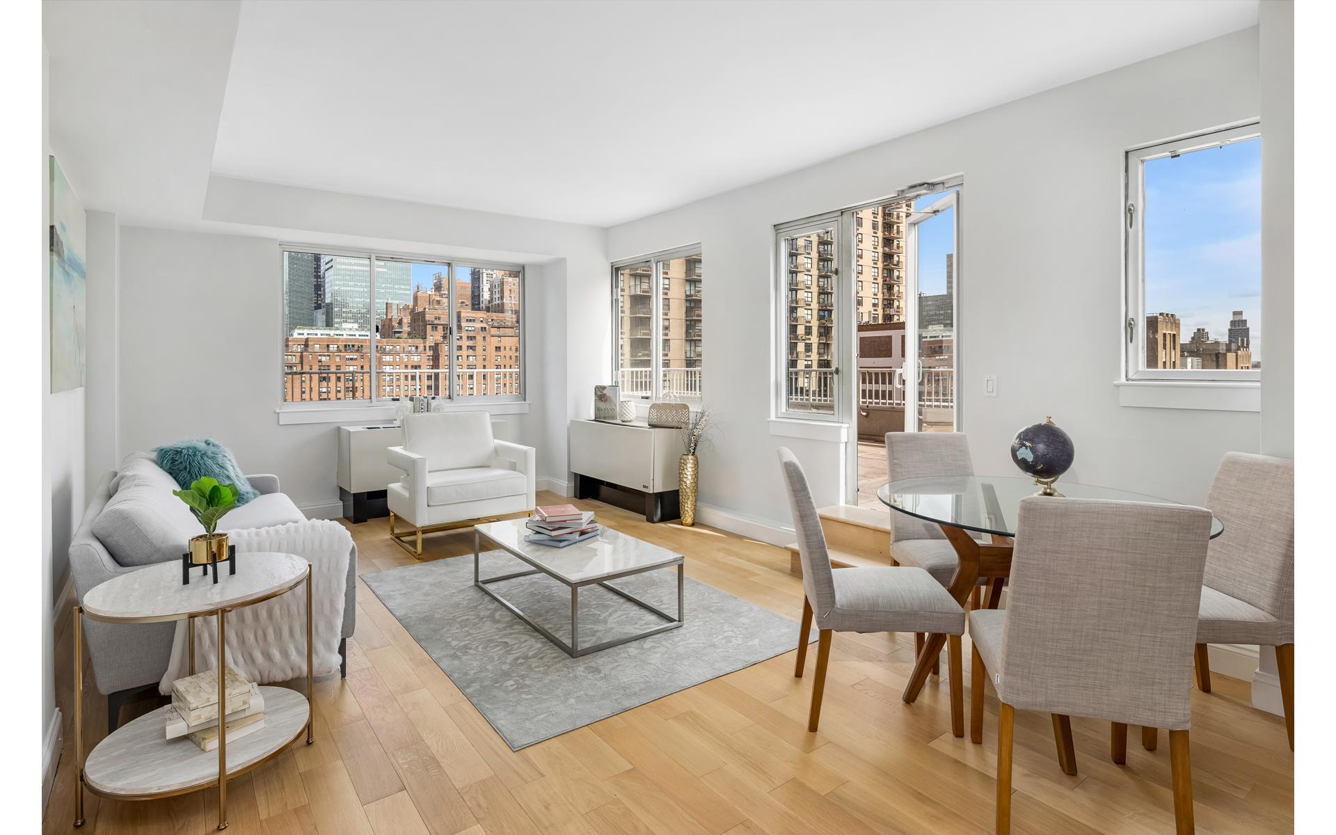 308 East 38th Street 17/18C, Murray Hill, Midtown East, NYC - 2 Bedrooms  
2.5 Bathrooms  
4 Rooms - 