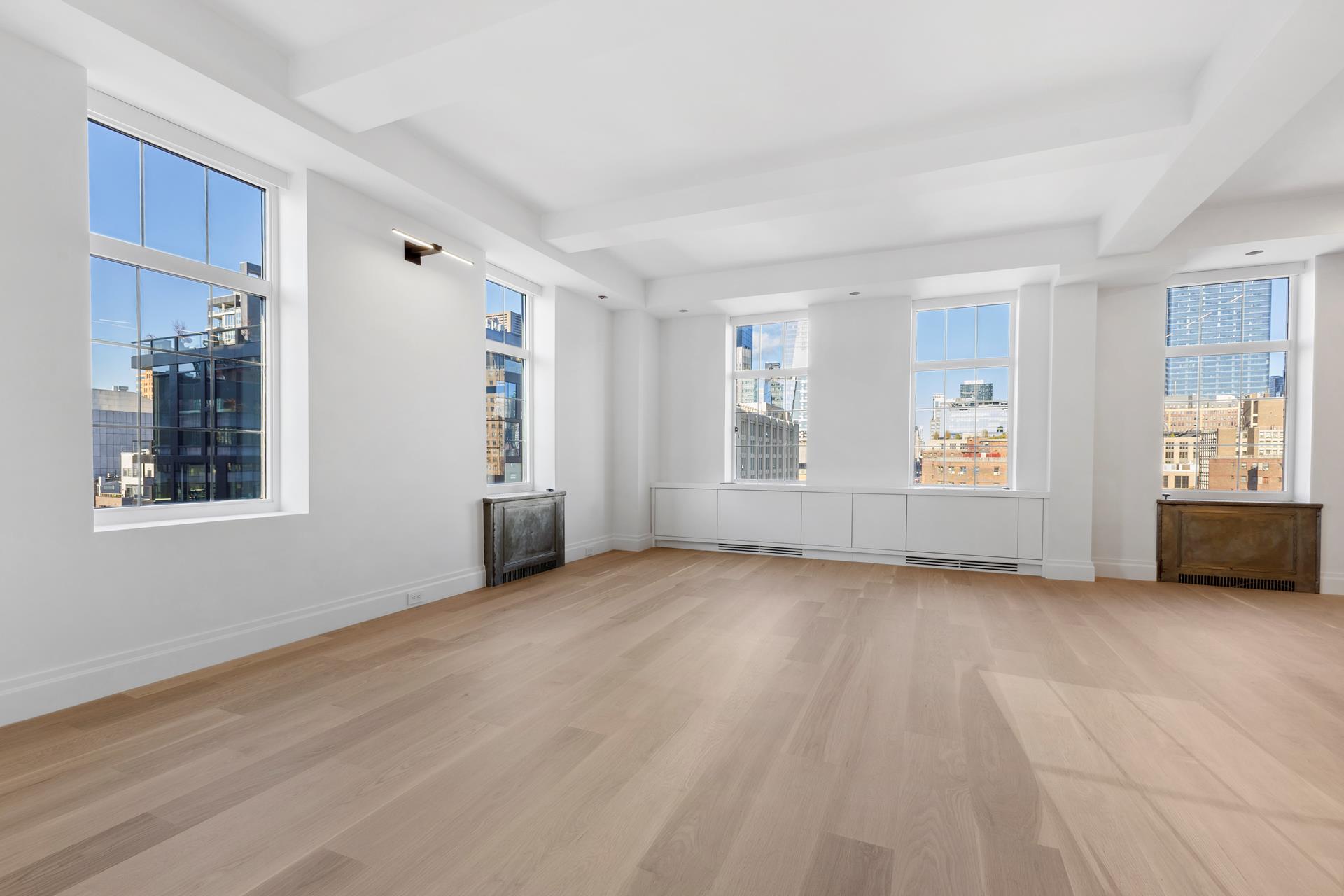 470 West 24th Street 11Bc, Chelsea, Downtown, NYC - 3 Bedrooms  
3 Bathrooms  
8 Rooms - 